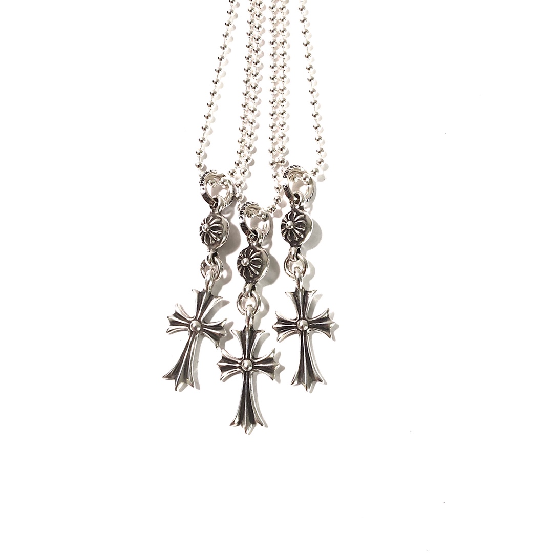 Chrome Hearts 𝗖𝗵𝗿𝗼𝗺𝗲 𝗛𝗲𝗮𝗿𝘁𝘀克罗心 十字吊珠链
