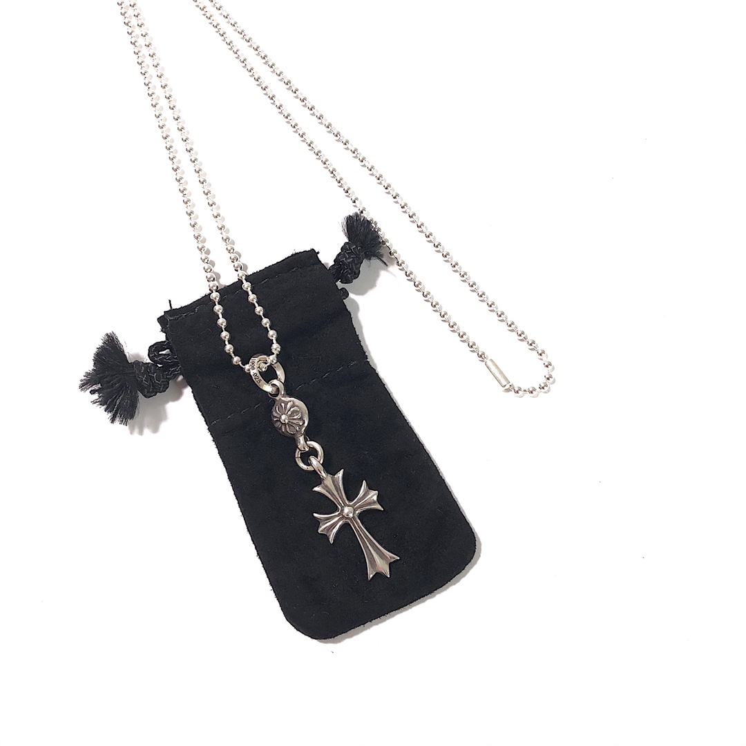 Chrome Hearts 𝗖𝗵𝗿𝗼𝗺𝗲 𝗛𝗲𝗮𝗿𝘁𝘀克罗心 十字吊珠链