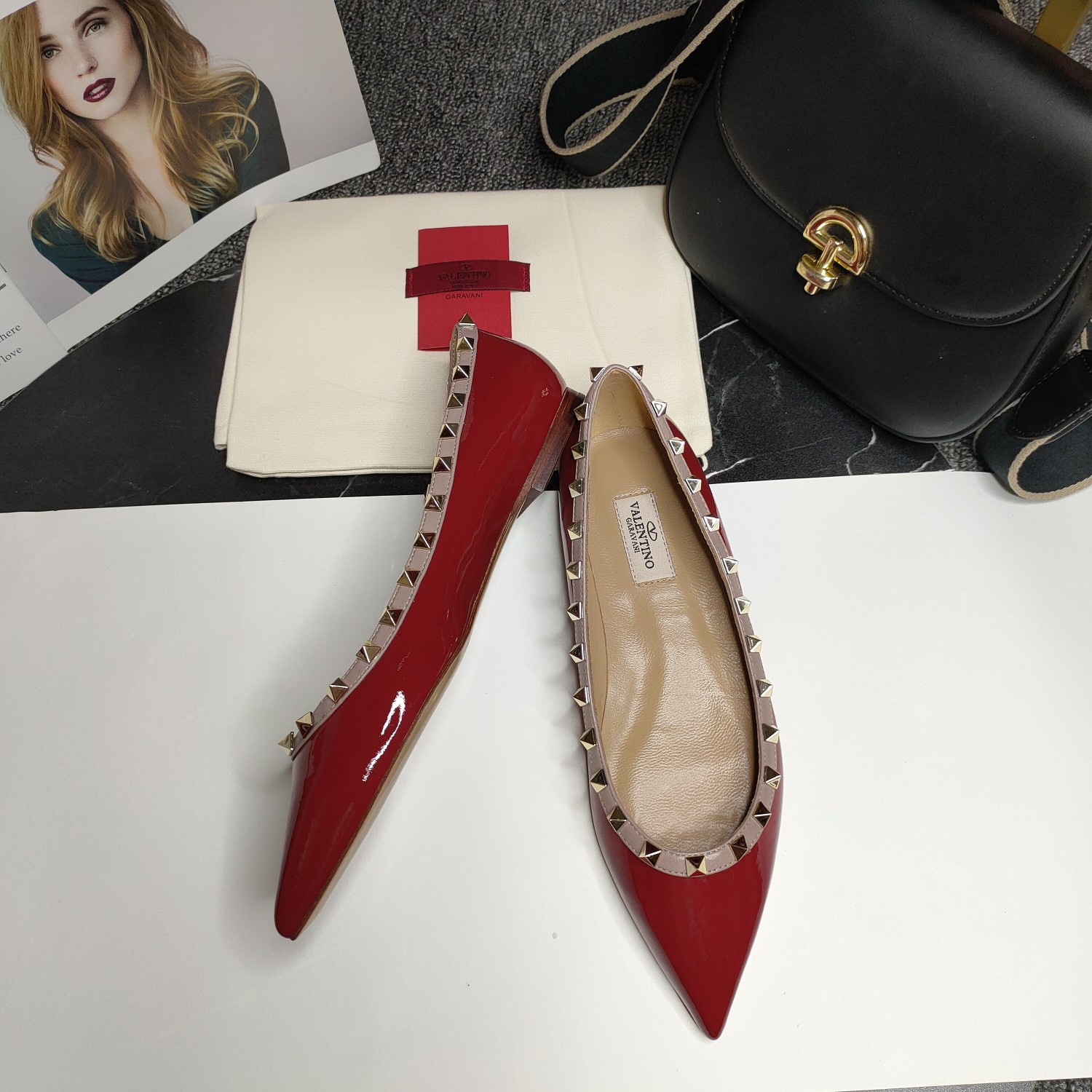 Warren’s Stylish High-End Flat Shoes Collection: Black, White, Red, Sizes 34-42 - 图片 5