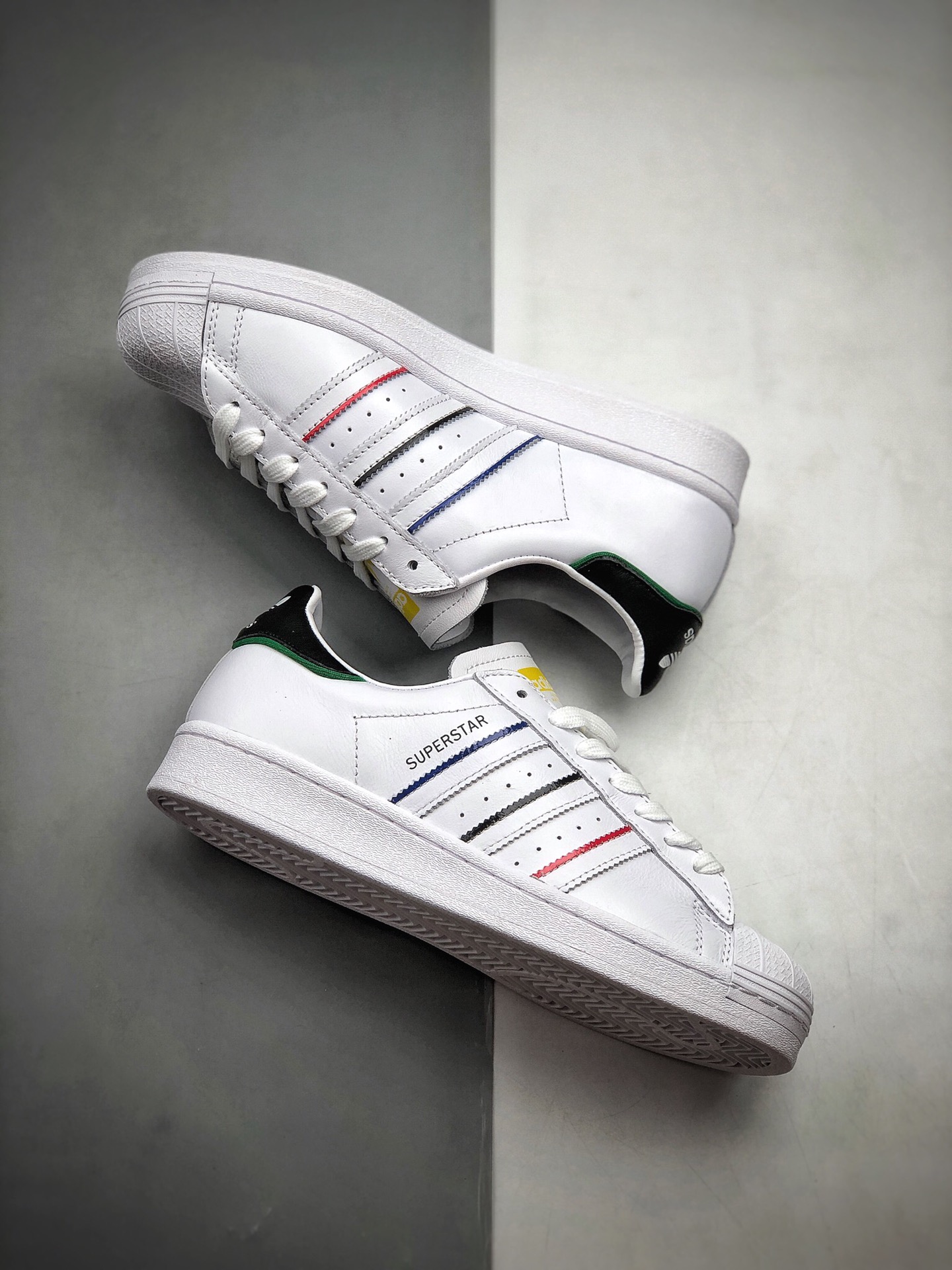 200 韩国原单阿迪达斯adidas三叶草 Originals Superstar Superstar50周年多彩FY2325