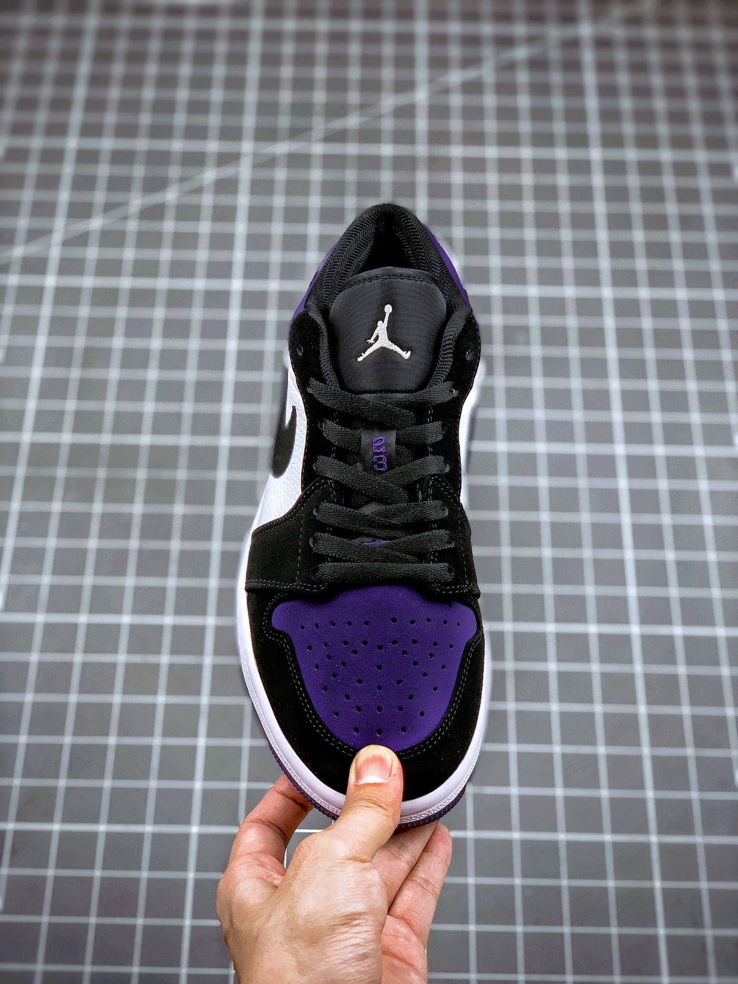 200   Air Jordan 1 Low 黑紫脚趾 553558-125