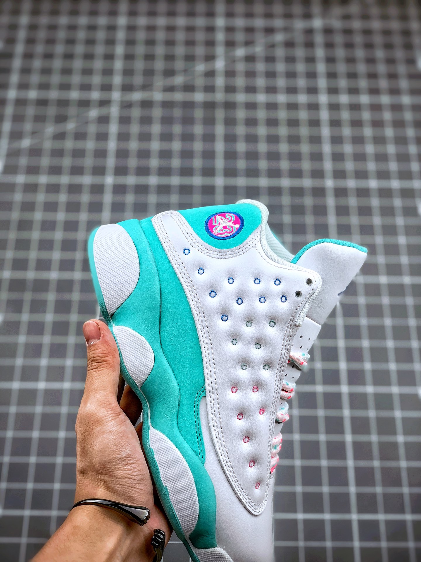 300 Air Jordan 13 ”Aurora Green” （GS）  13彩蛋出货 绝对的女神专属439358-100