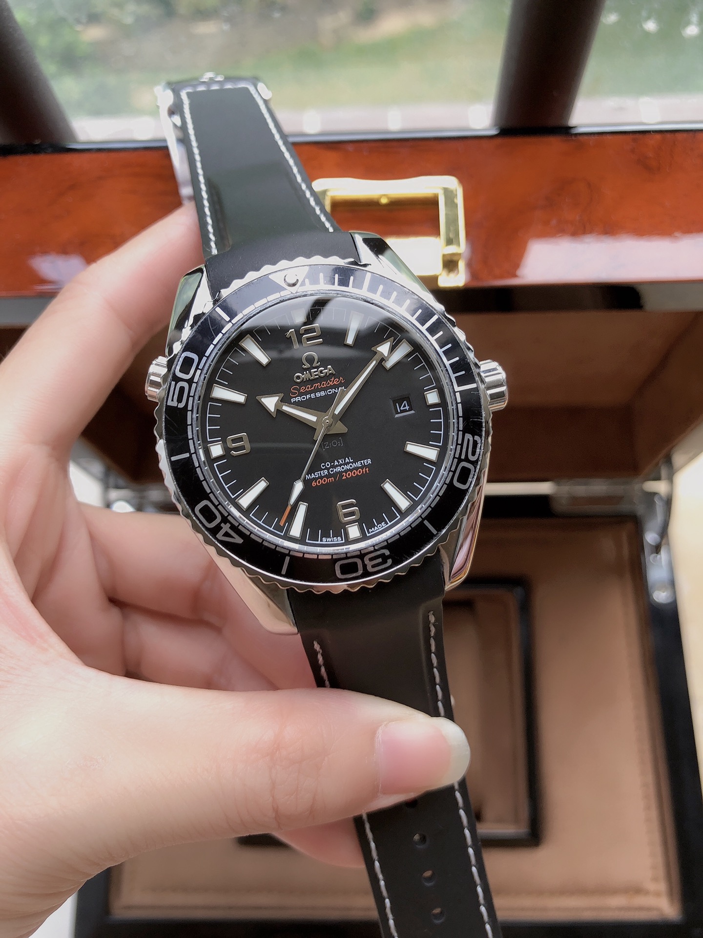 OMEGA欧米茄 海洋600米自動機械腕時計 43.5mm