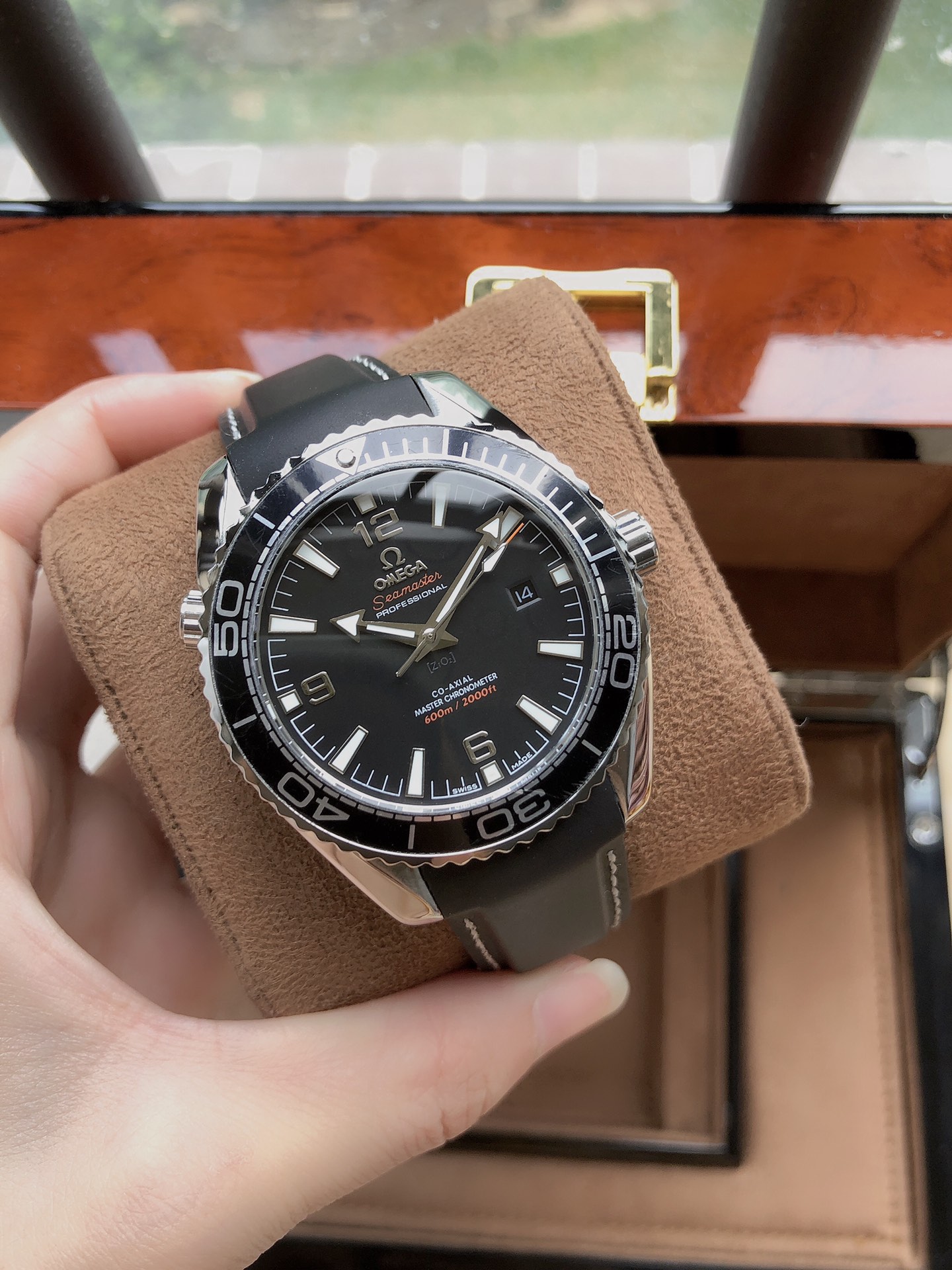 OMEGA欧米茄 海洋600米自動機械腕時計 43.5mm