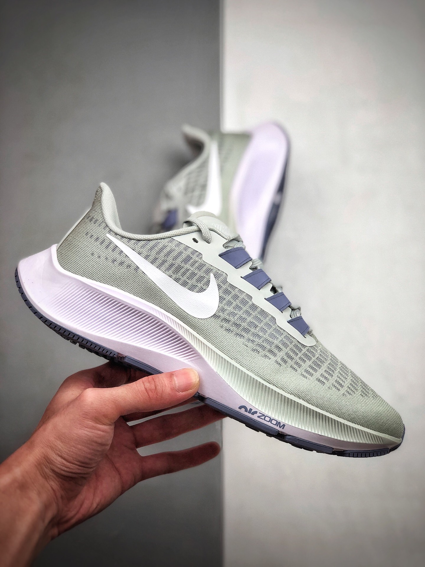 180 公司级耐克NIKE Zoom Pegasus 37 登月37代  透气缓震疾速跑鞋 BQ9647-008