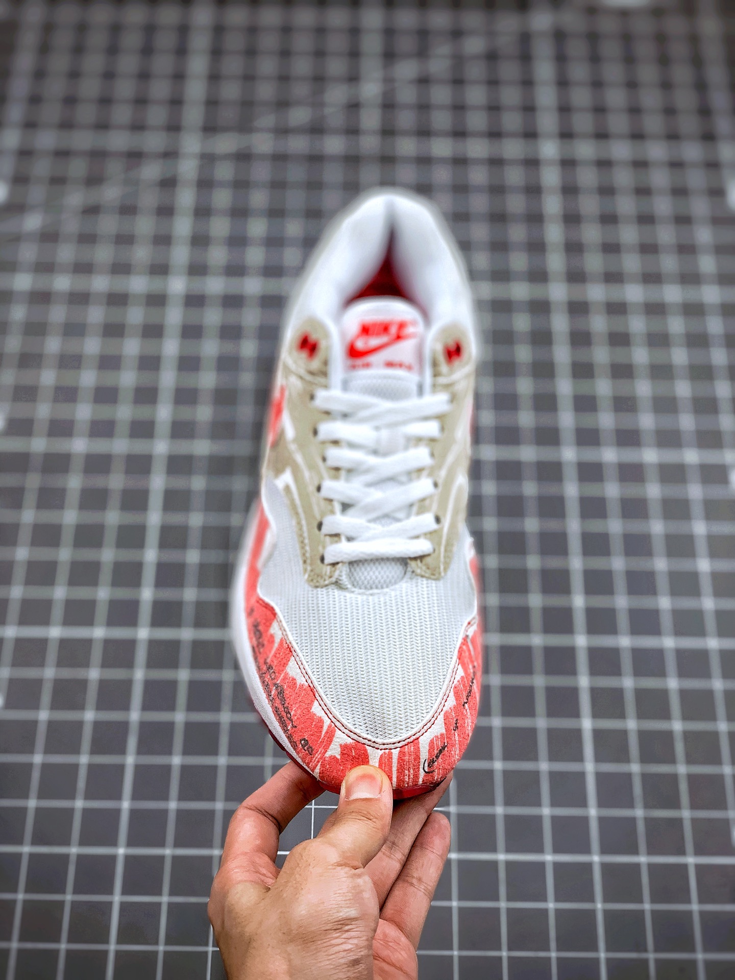 200 Air Max 1 Sketch To Shelf “Schematic”白红线条 手稿  CJ4286-101
