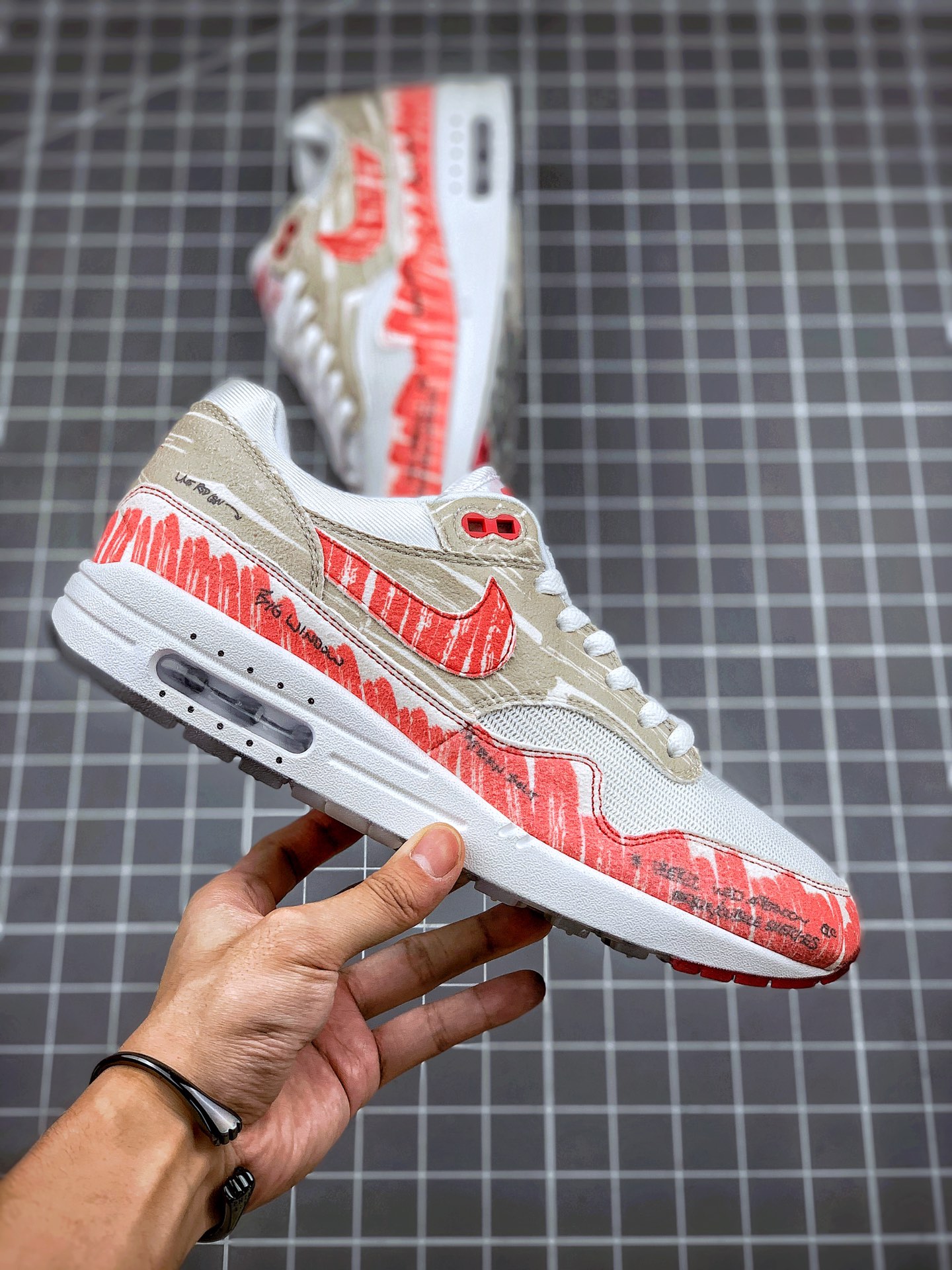 200 Air Max 1 Sketch To Shelf “Schematic”白红线条 手稿  CJ4286-101