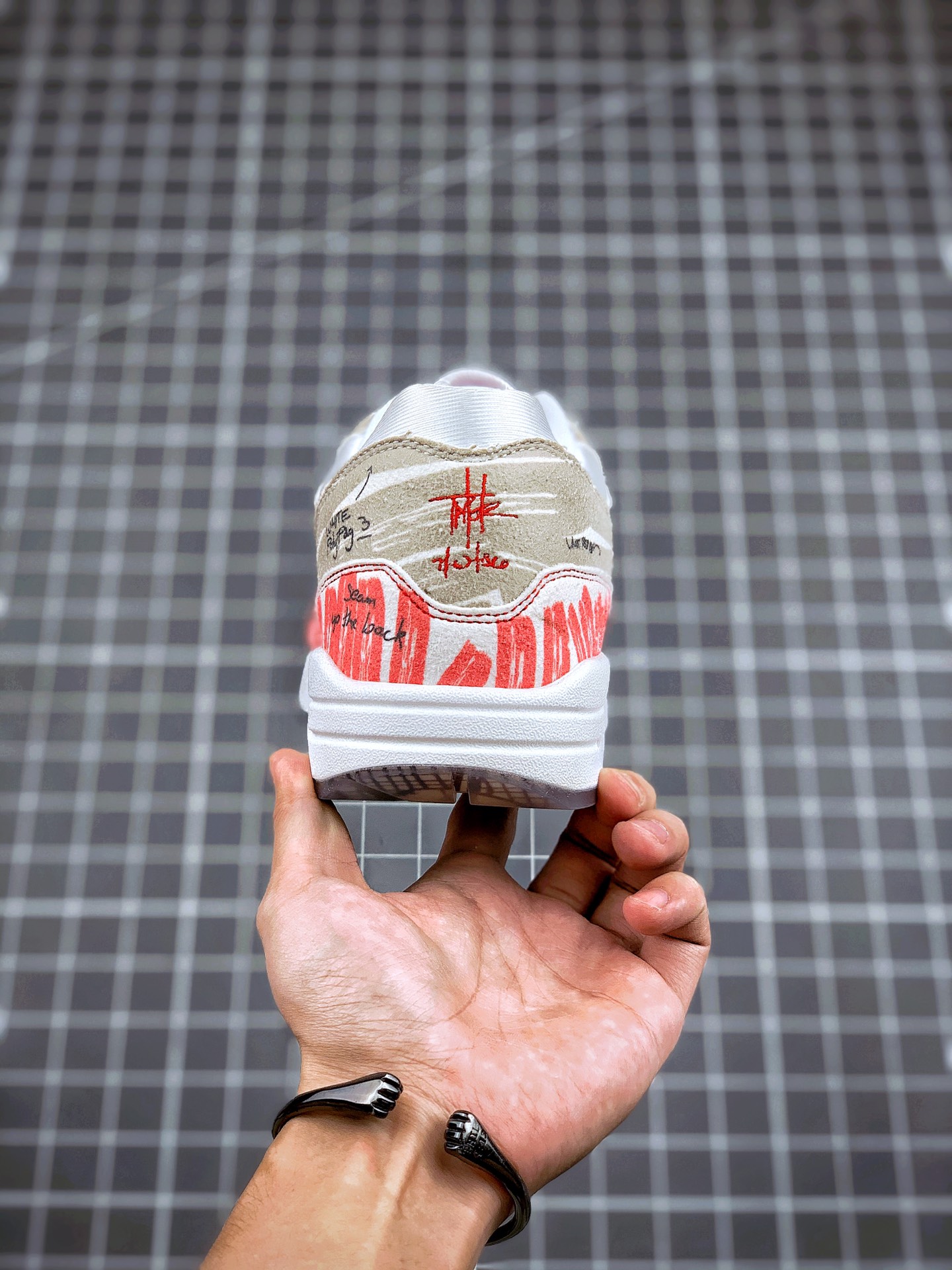 200 Air Max 1 Sketch To Shelf “Schematic”白红线条 手稿  CJ4286-101