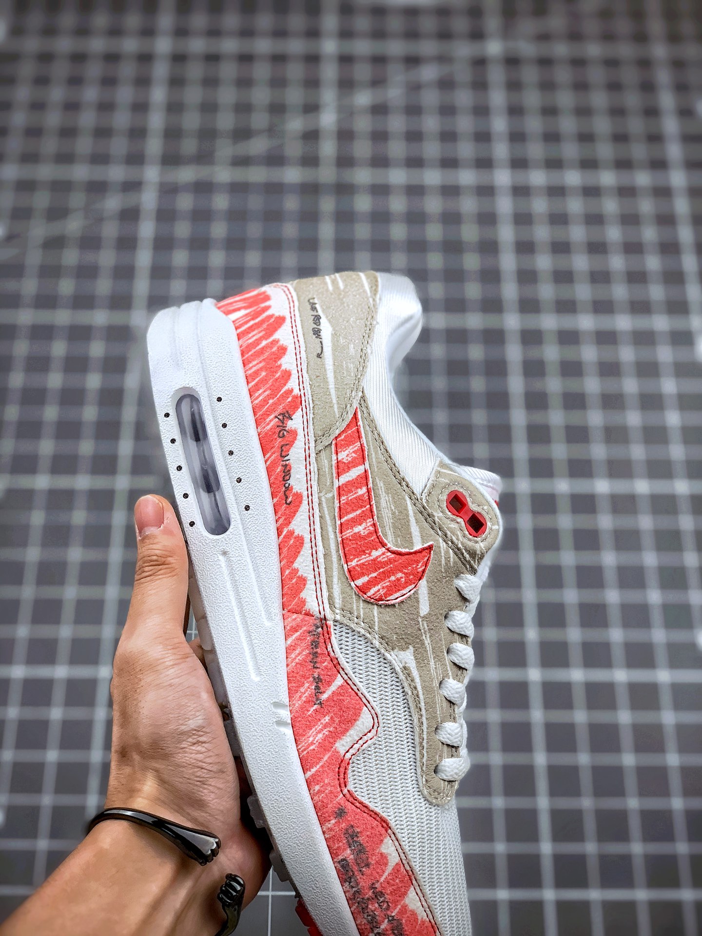 200 Air Max 1 Sketch To Shelf “Schematic”白红线条 手稿  CJ4286-101