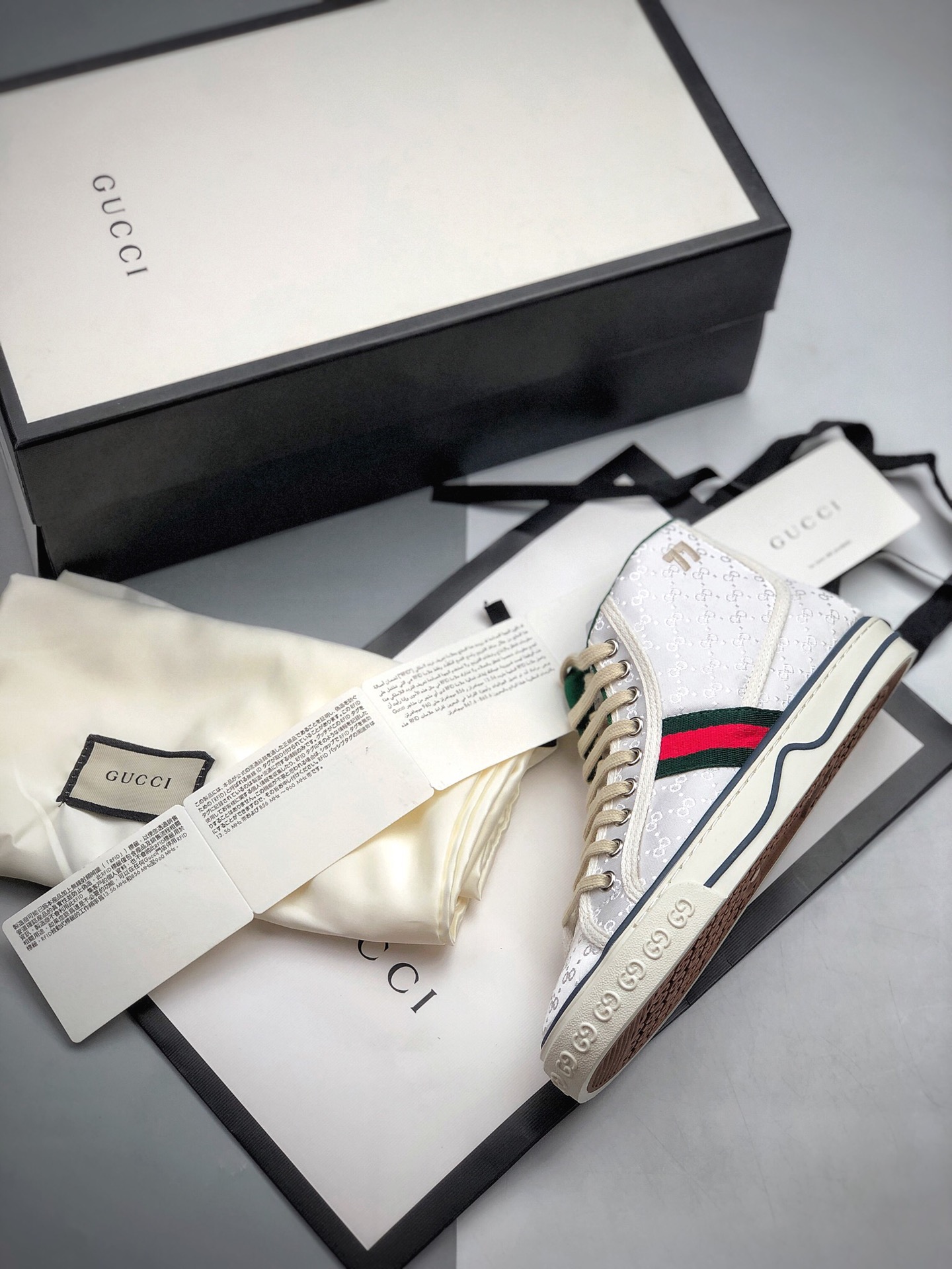 430 GUCCI Tennis 1977 Print Sneaker  充正版本