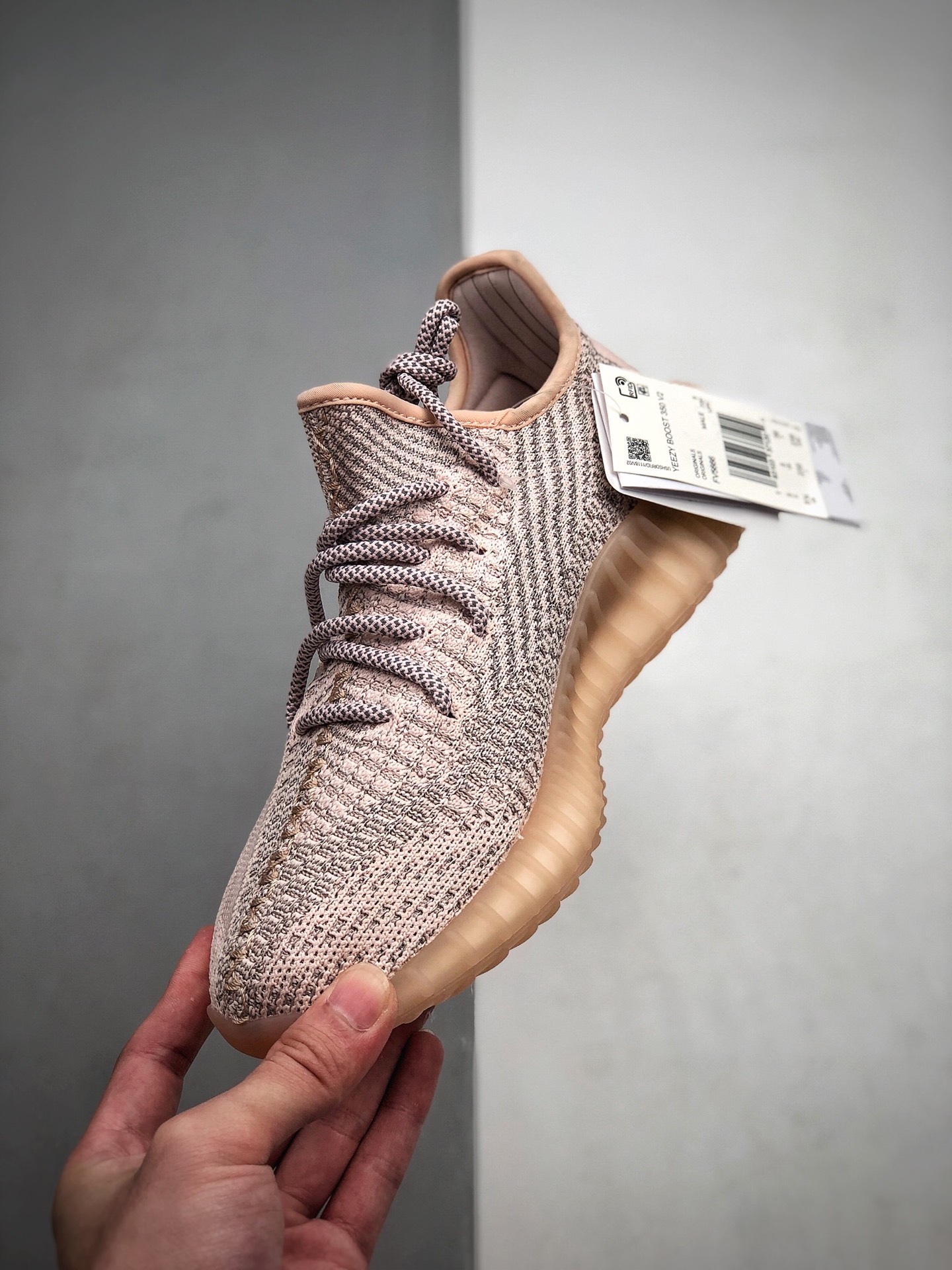 330  Yeezy 350V2  侃爷椰子350新配色  货号：FV5666