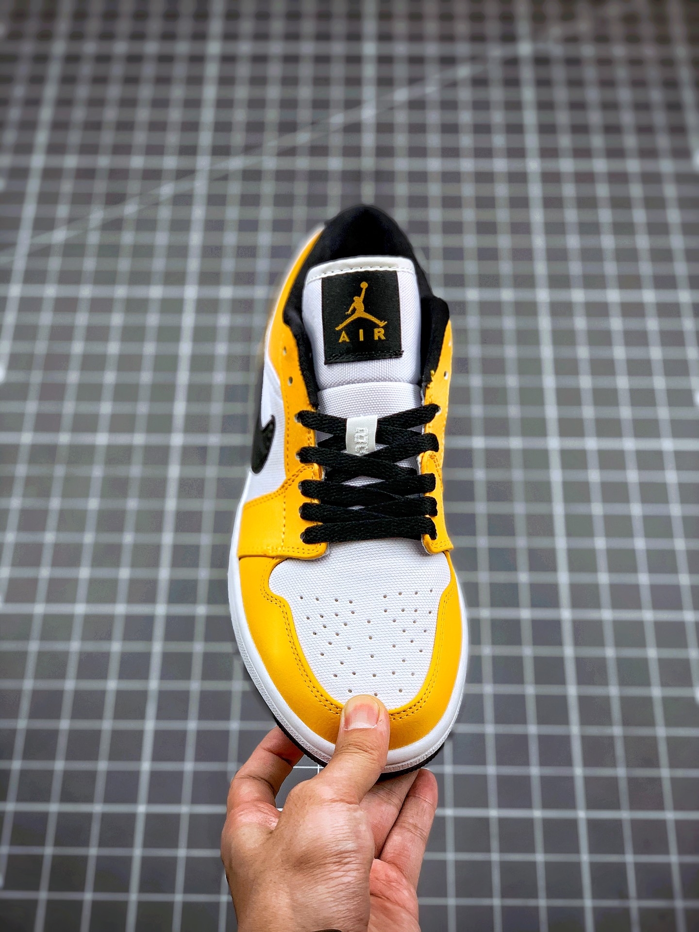 200 Air Jordan 1 Low “Laser Orange”白橙 乔1 低帮休闲板鞋 CZ4776-107