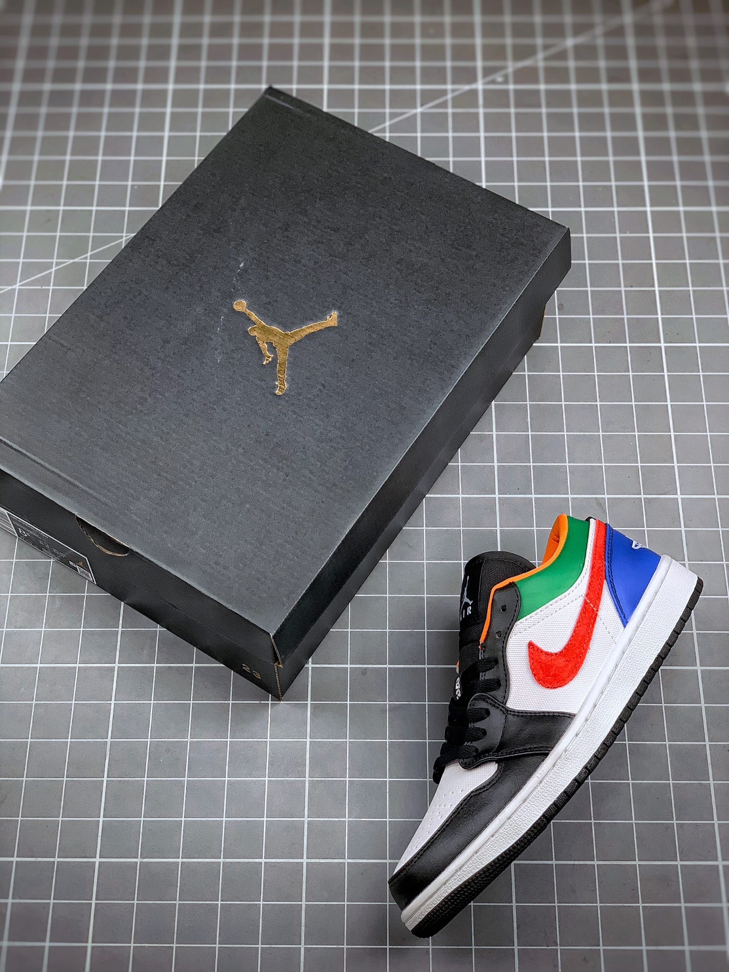 200 Air Jordan 1 Low 彩色拼接 乔1 低帮休闲板鞋 CZ4776-101