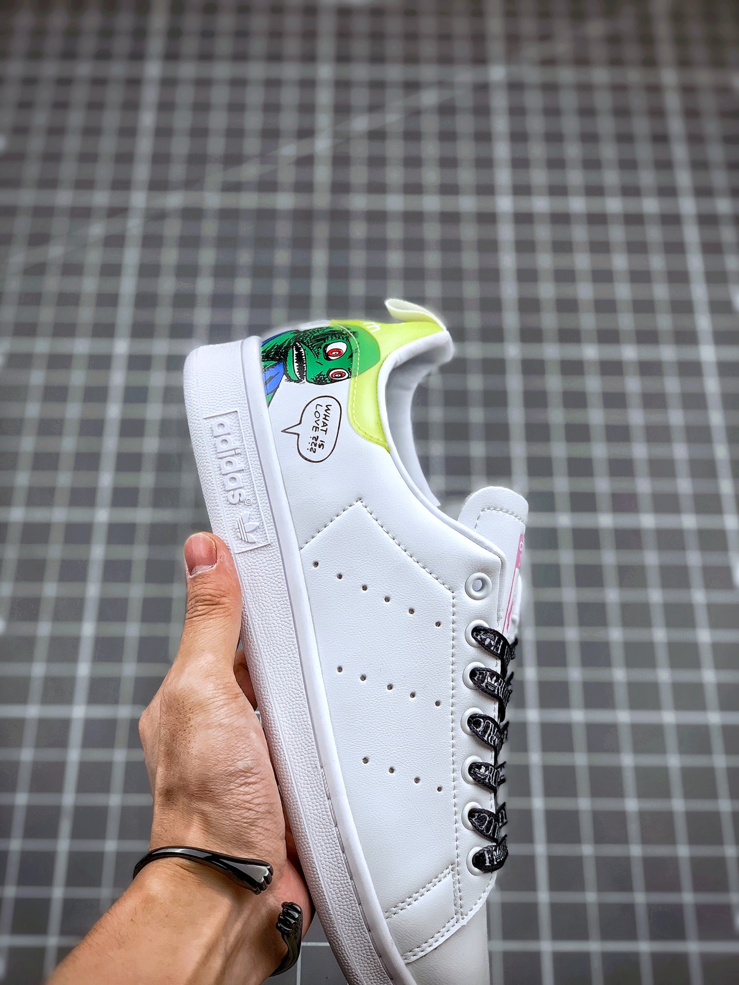 180 Stan Smith  x  FIORUCCI 史密斯联名 诞生于上个世纪 60 年代的知名潮流品牌 货号：EG5152