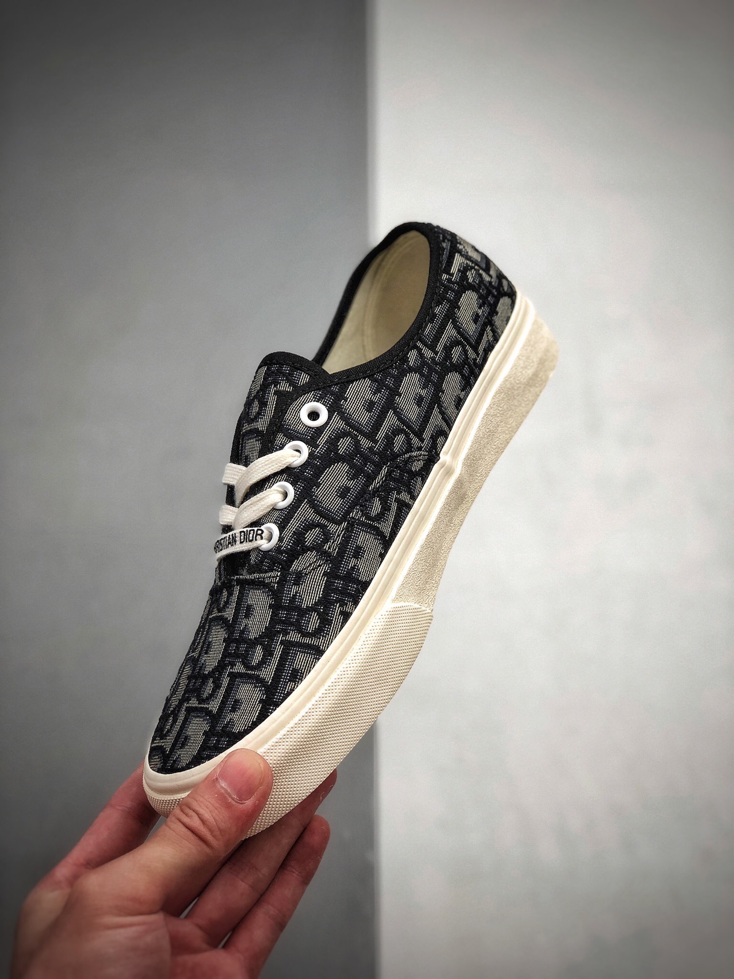 140 2020ss高奢品牌-迪奥Dior x Vans Vault OG Authentic Era LX”Christian Dior”高端支线低帮百搭休闲帆布硫化板鞋