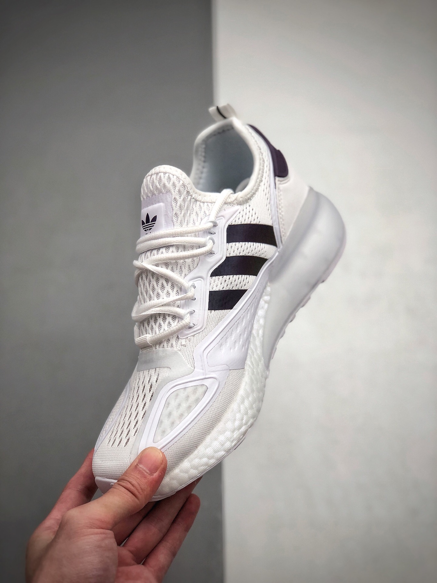 190  公司级阿迪达斯Adidas Originals ZX 2K Boost 这款街头经典板鞋FV8489