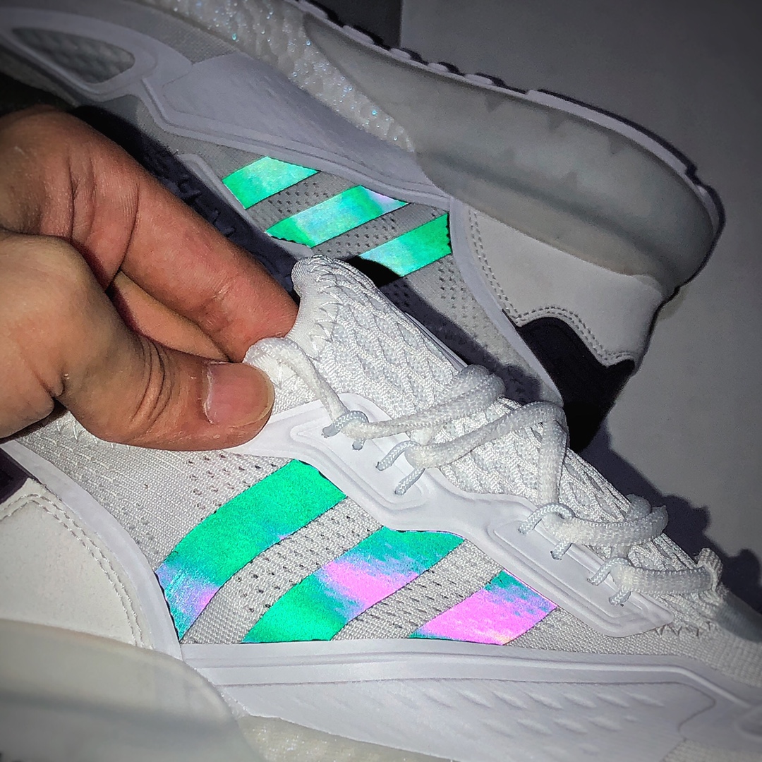 190  公司级阿迪达斯Adidas Originals ZX 2K Boost 这款街头经典板鞋FV8489