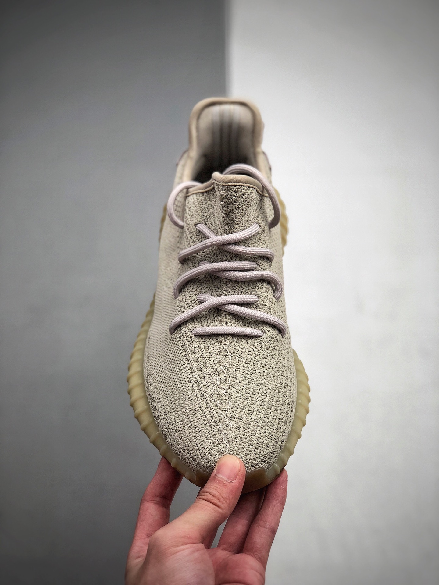 150 Adidas Yeezy Boost 350 V2 椰子系列/芝麻 侃爷最新力作 缓震爆米花大底 货号：F99710