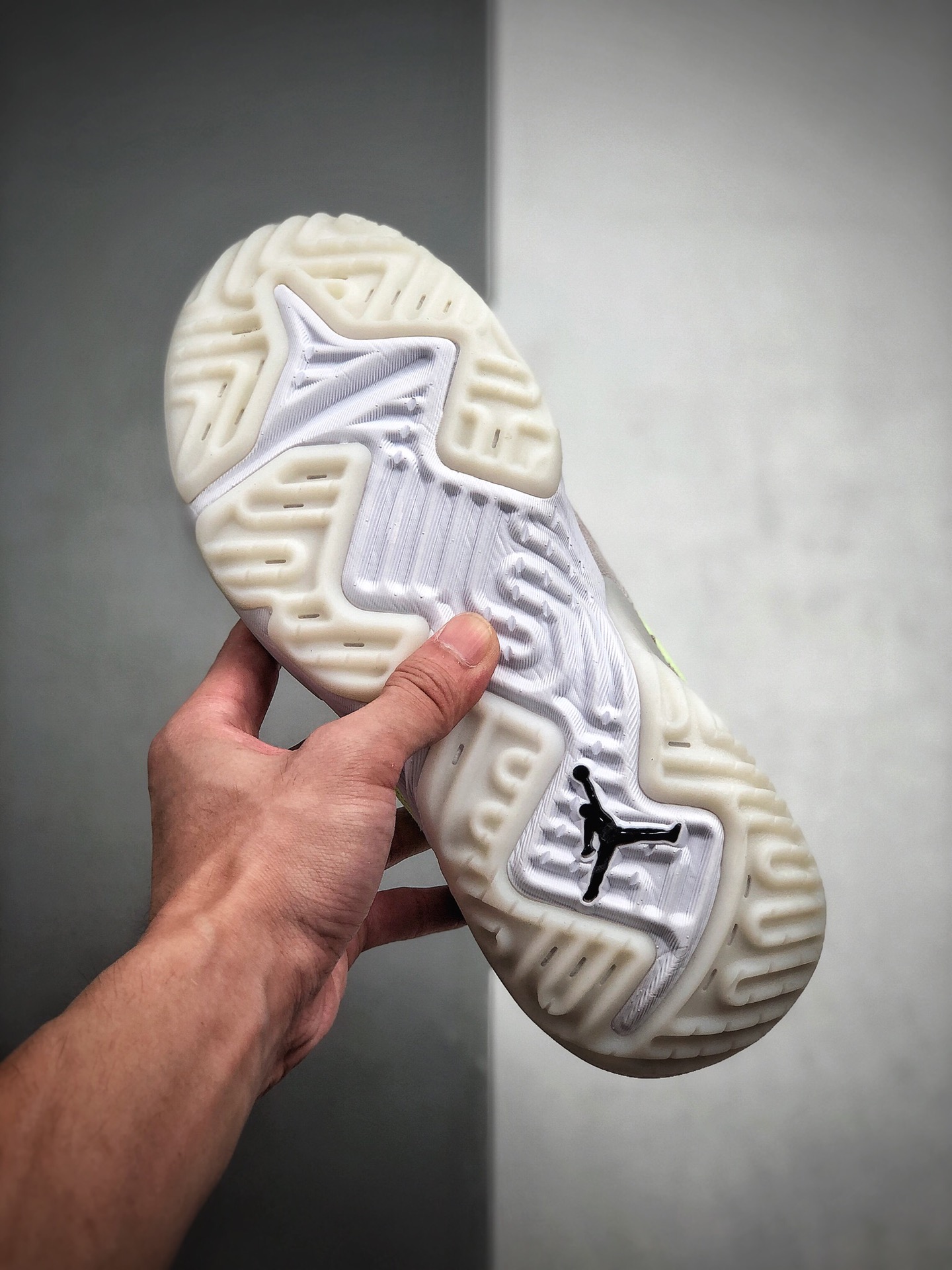 270 Jordan Delta React SP 乔丹代尔塔 亚瑞 泡棉系列  CT1003-700