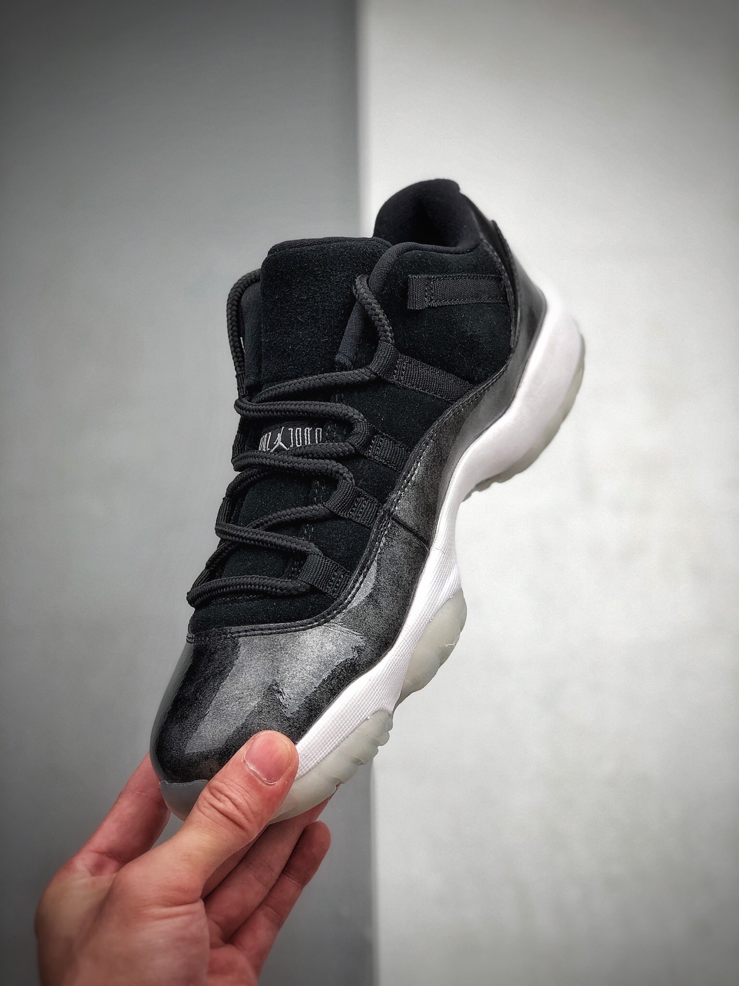 370 原装纯原出货Air Jordan 11 Retro Low Barons伯爵低帮 528895-010