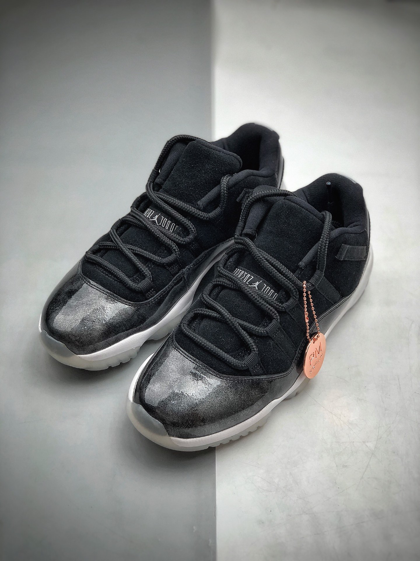 370 原装纯原出货Air Jordan 11 Retro Low Barons伯爵低帮 528895-010