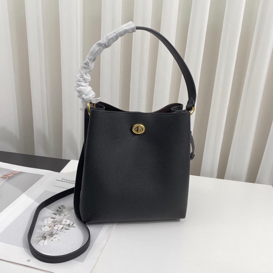 HERMES Simple Design Shoulder Bag Calf Ladies