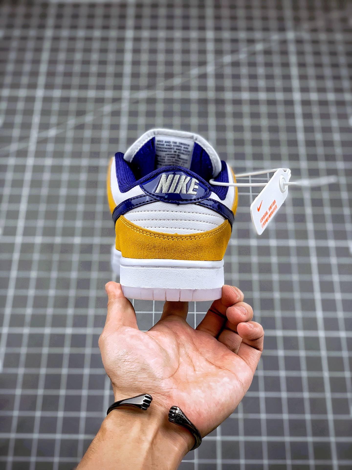 250 Nike SB Dunk Low Laser Orange 湖人紫金配色 大厂公司级出品 货号：BQ6817-800