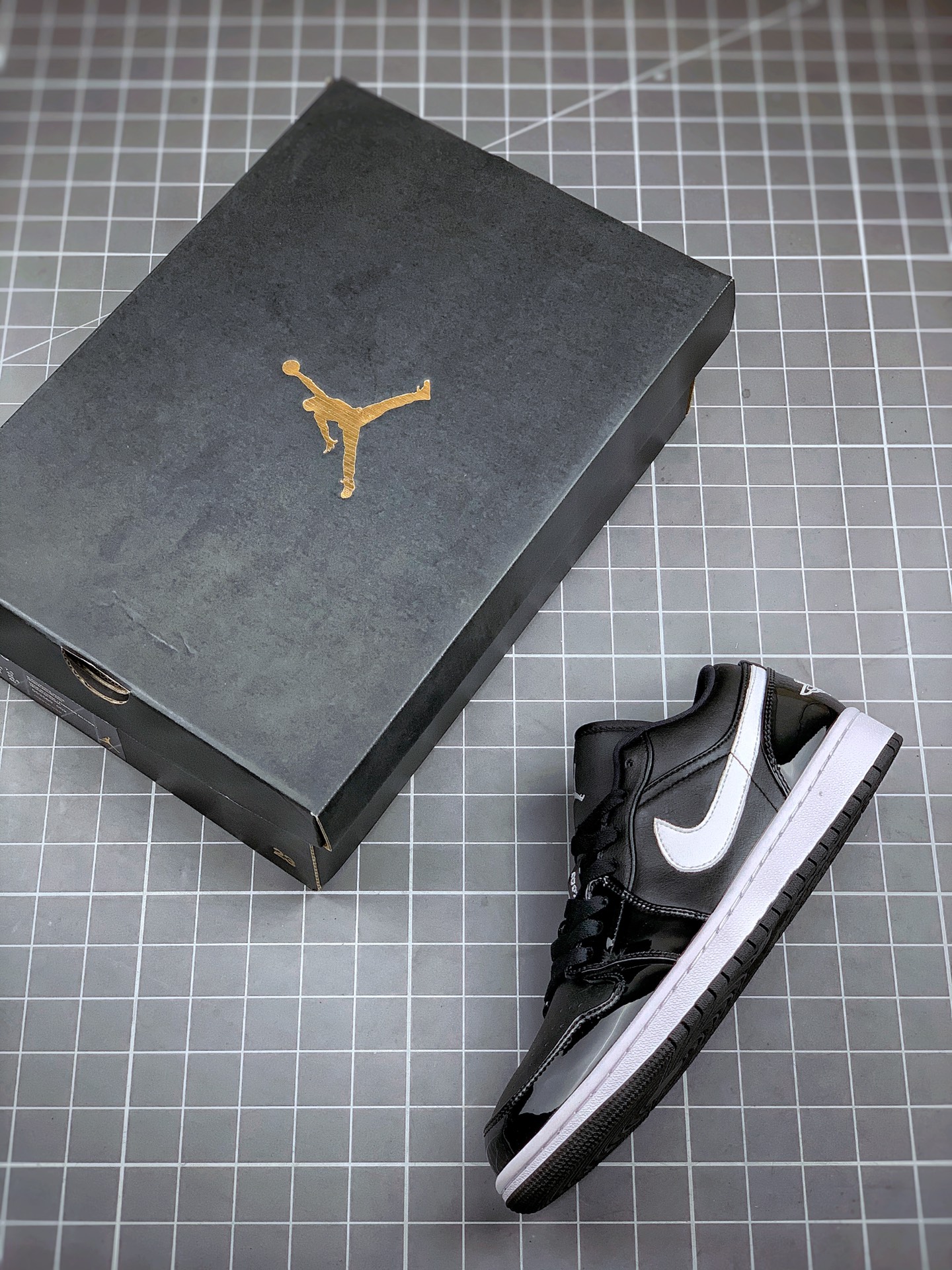 200 核心主推   Air Jordan 1 Low 黑白漆皮 AJ1乔1低帮休闲板鞋 同步官方配色