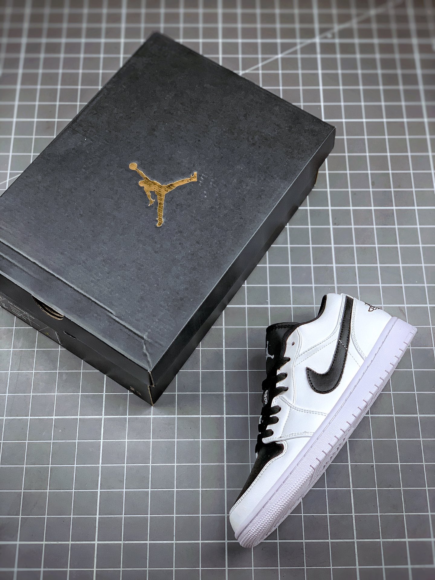 200  Air Jordan 1 Low 黑白熊猫 AJ1乔1低帮休闲板鞋
