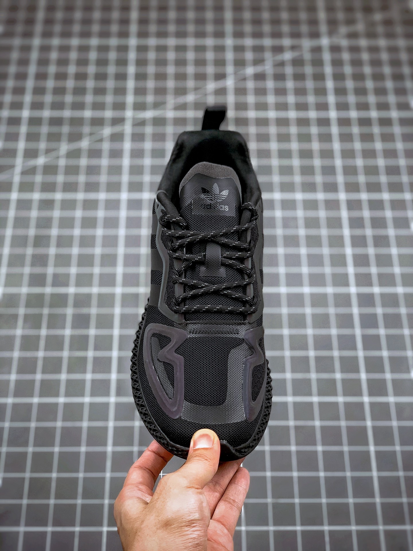 280 穿梭矢量未来，致敬全新科技4D打印阿迪达斯Adidas AlphaEDGE 4D竖状 变色龙 FV9029