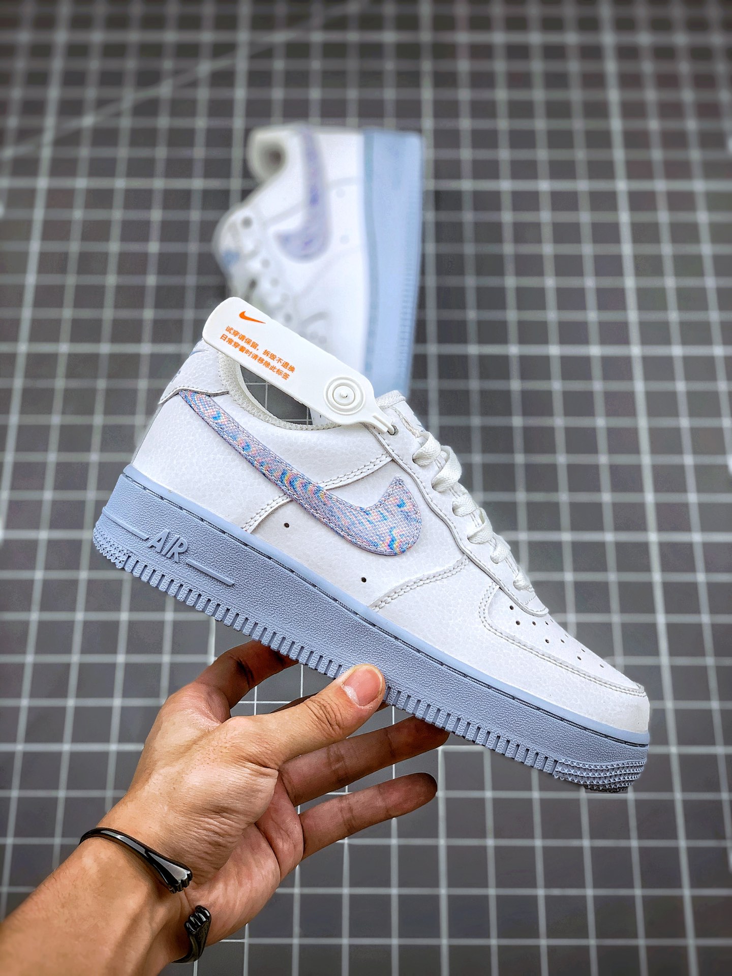 200 Air Force 1 “Hydrogen Blue' 官方同步发售 氢蓝配色  CZ0377-100