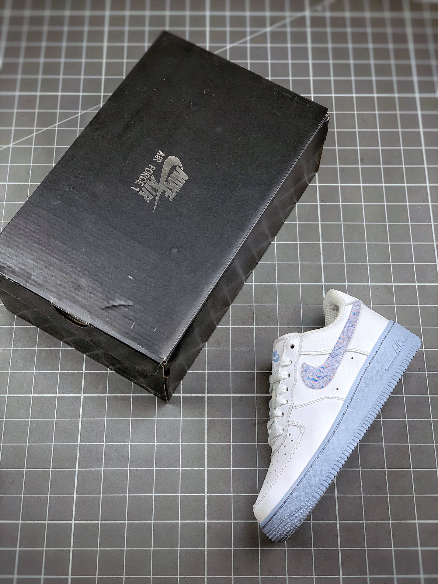200 Air Force 1 “Hydrogen Blue' 官方同步发售 氢蓝配色  CZ0377-100