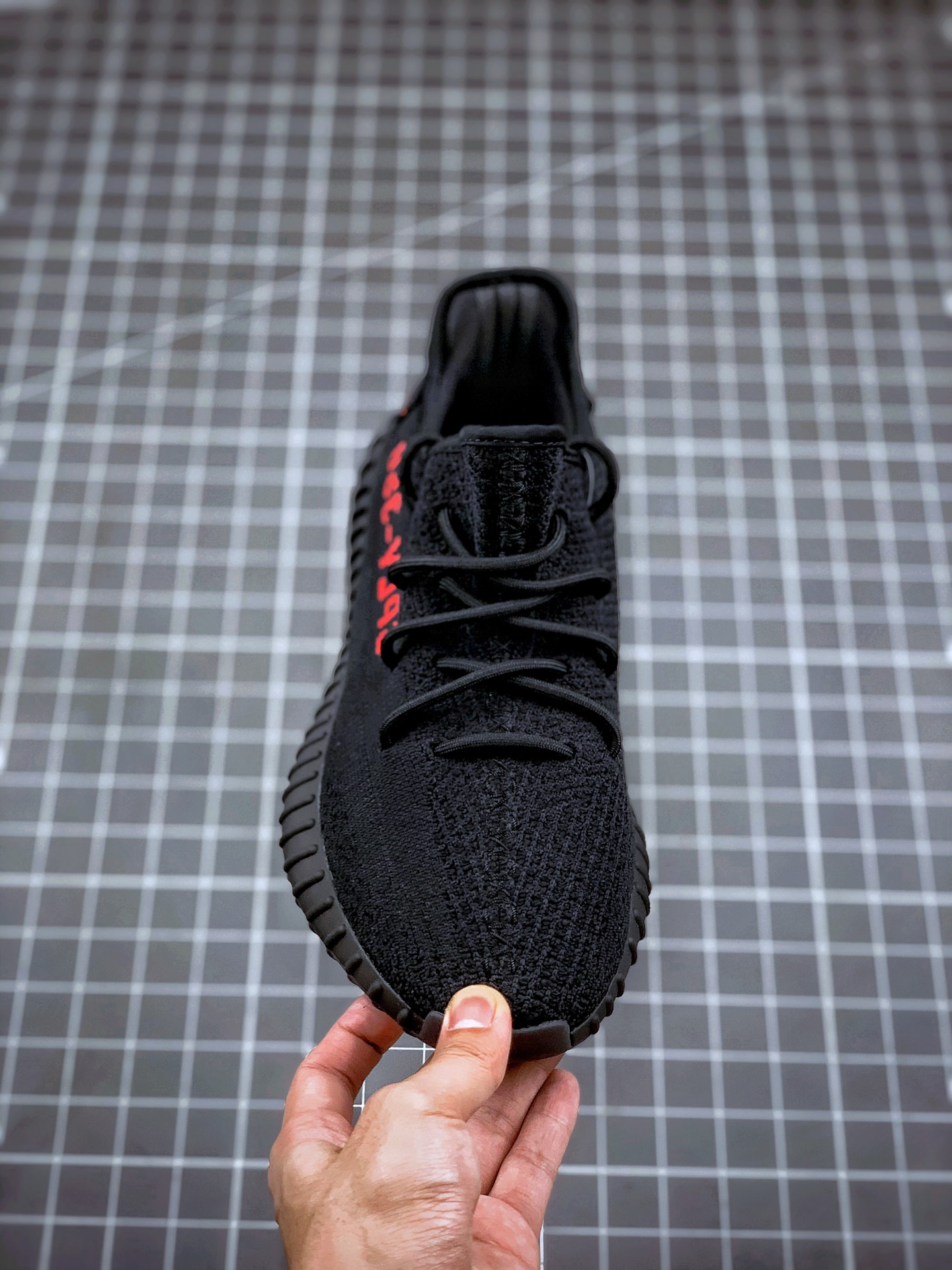 200 Yeezy 350 Boost V2 黑红字 外贸客户指定订单