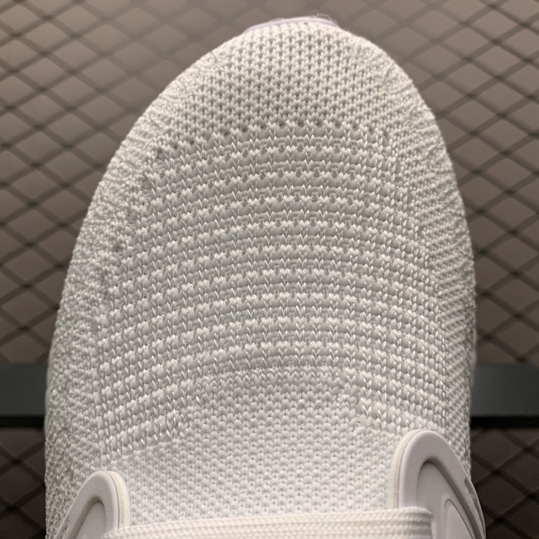 180 Adidas 阿迪达斯 Ultra Boost 20 爆米花中底休闲跑步鞋 EG0768