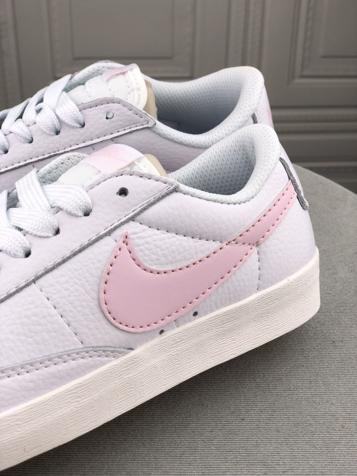 Nike BLazer Low LE pioneer series leather Lowtop sneakers Nike BLazer Low LE pioneer series leather Lowtop sneakers