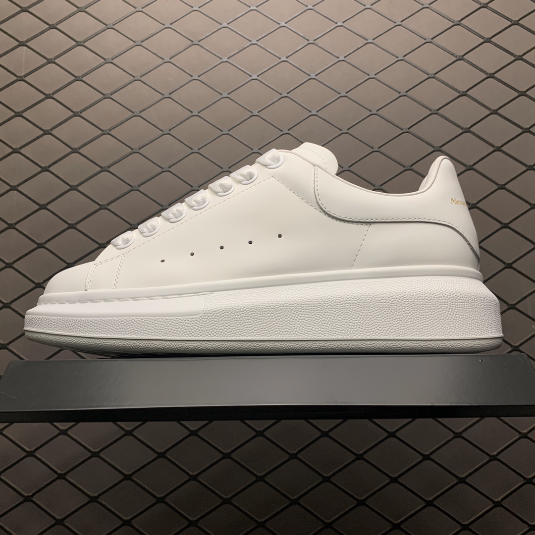 500 海淘专供版Alexander McQueen 亚历山大麦昆 厚底增高小白鞋