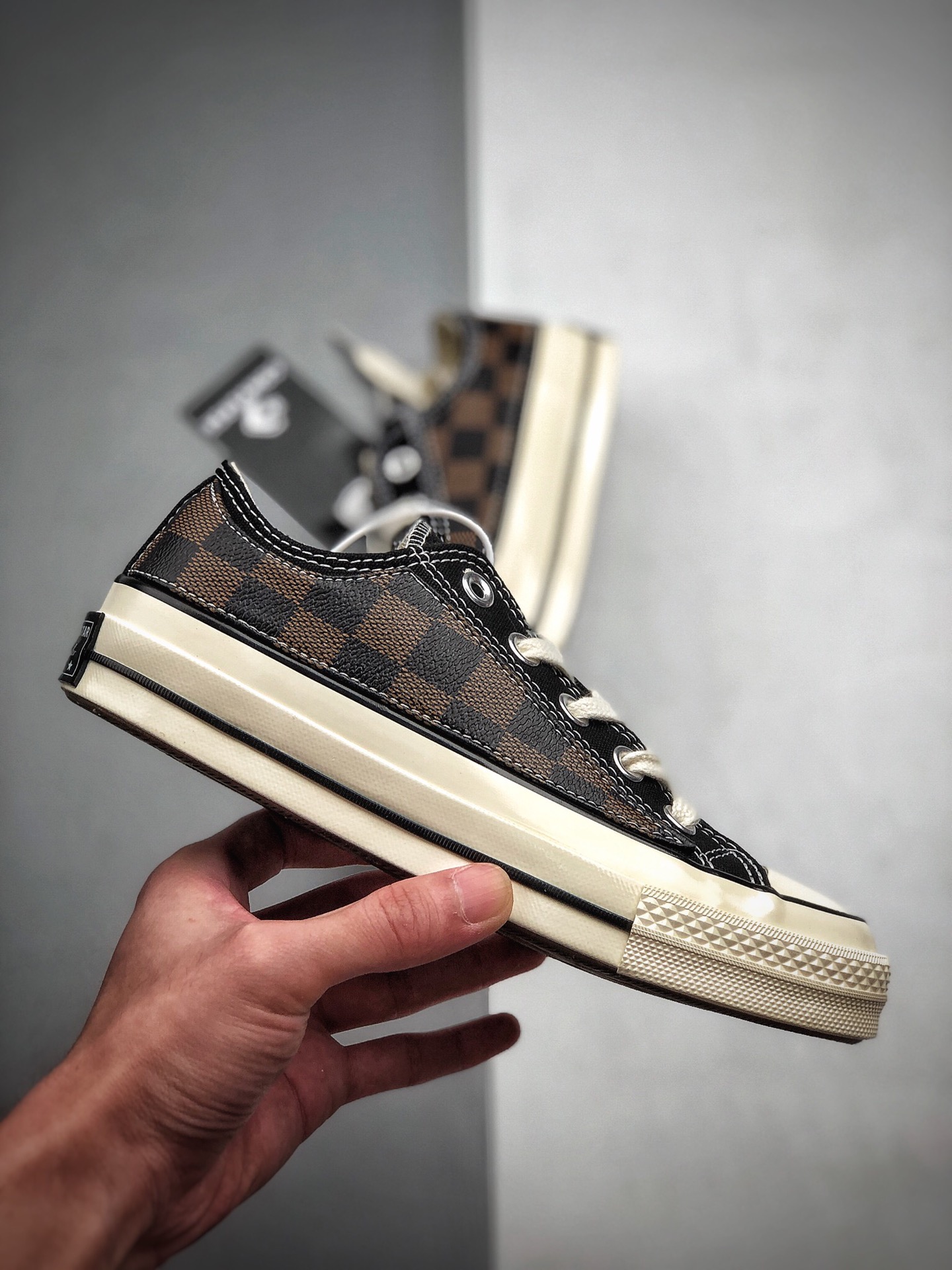 160  CONVERSE X Louis Vuitton 高端工艺鞋盒 匡威1970S呈独家重磅释出