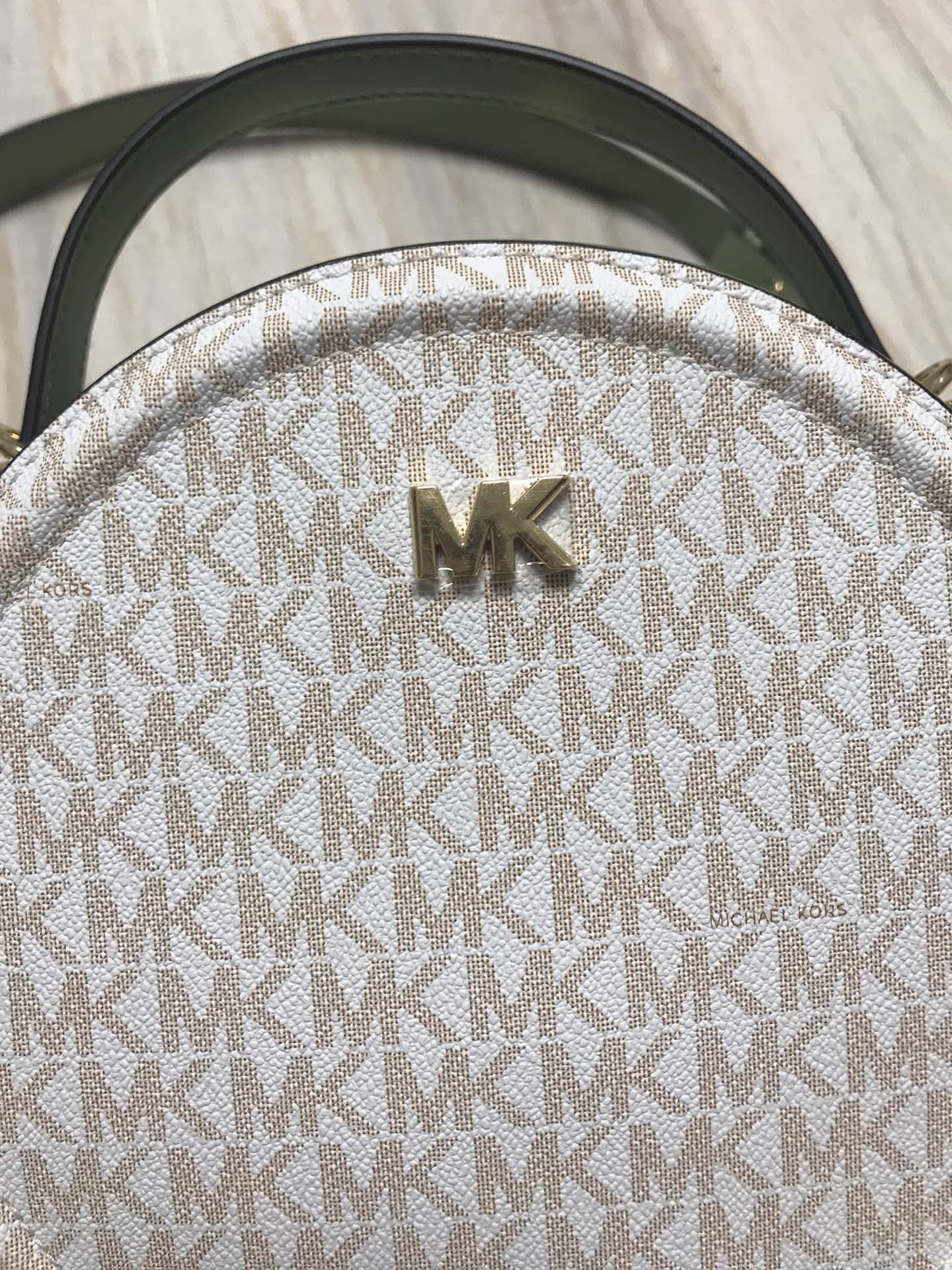 Michael Kors 新拼色 手提圆包pu拼绿色