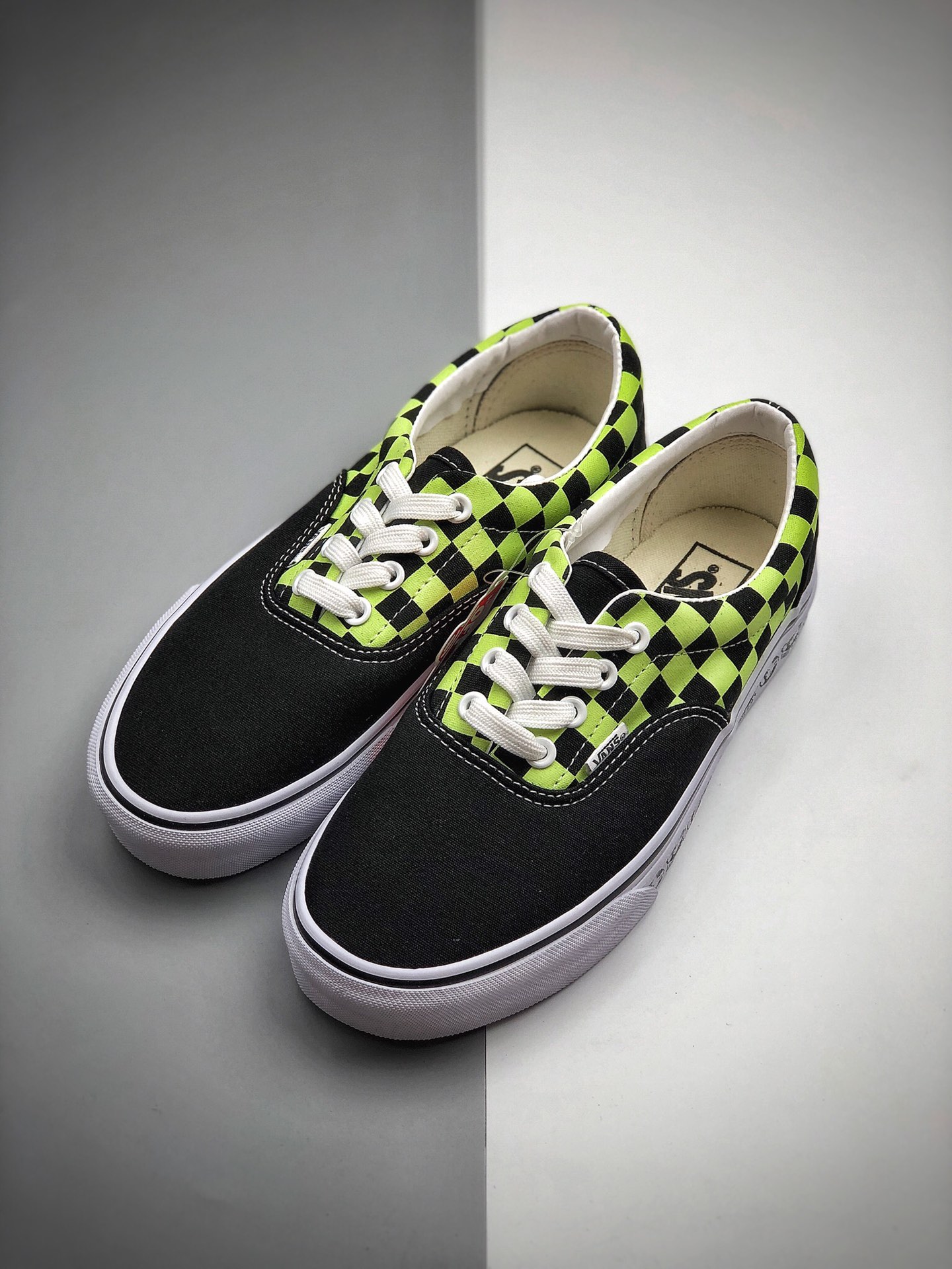 140   Vans Era 95 x BMX 联名 万斯 点赞系列 大拇指棋盘格 联名款 低帮硫化板鞋 米白 VN0A4BV4V3H 白蓝 VN0A4BV4V3X 黑绿 VN0A4BV4V3W
