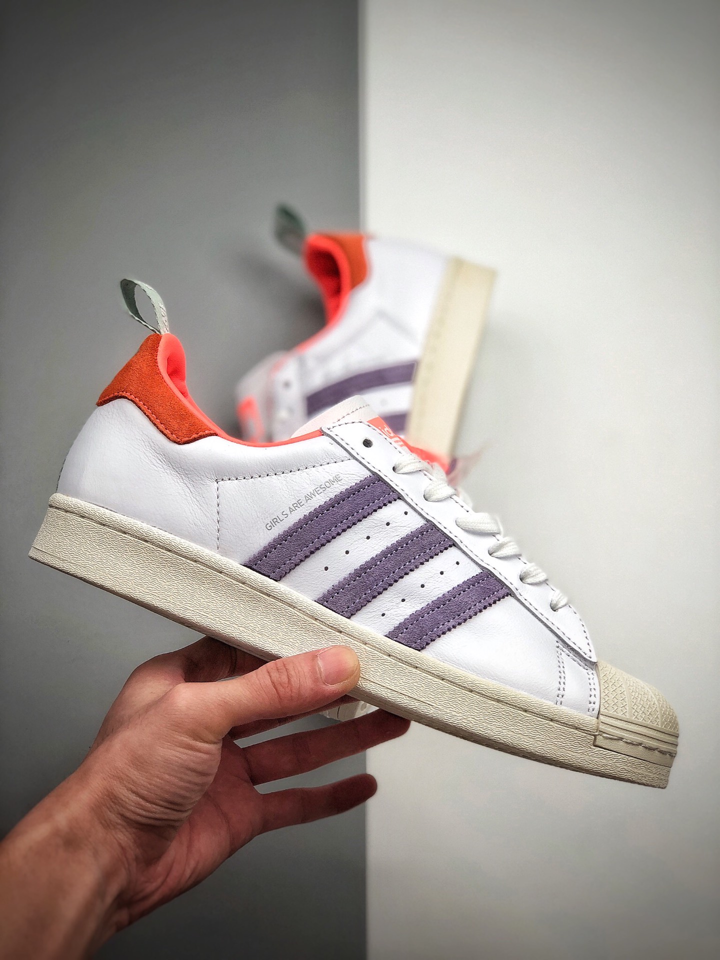200  阿迪达斯adidas三叶草 Originals 联名 Superstar Superstar50周年白科技紫橙 贝壳头经典百搭休闲运动板鞋FW8087