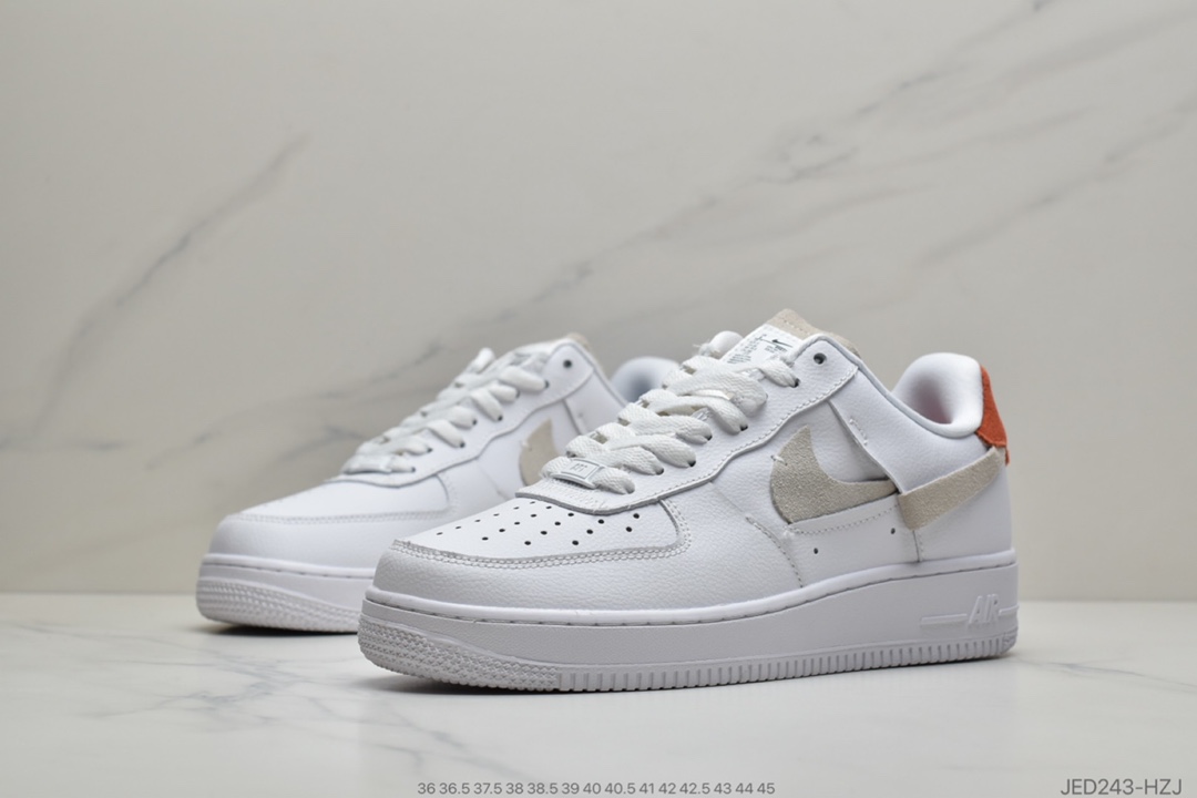 150 公司级 Air FORCE 1 Lx 空军解构鞋款整体以最经典的纯白 Air Force 1 为设计蓝本BV0740-100