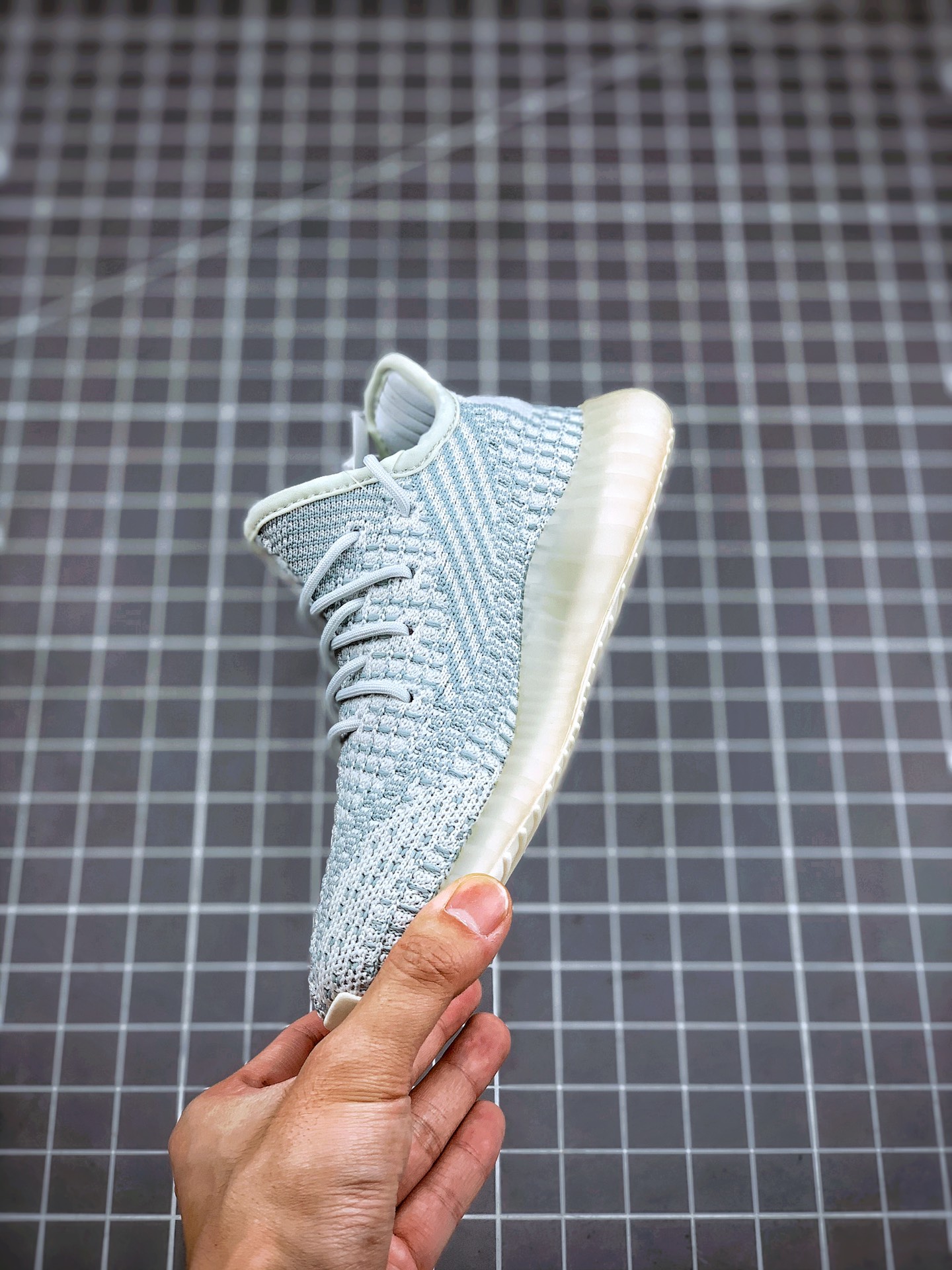 230  Yeezy 350v2 冰蓝天使 童鞋 同步官方发售版本