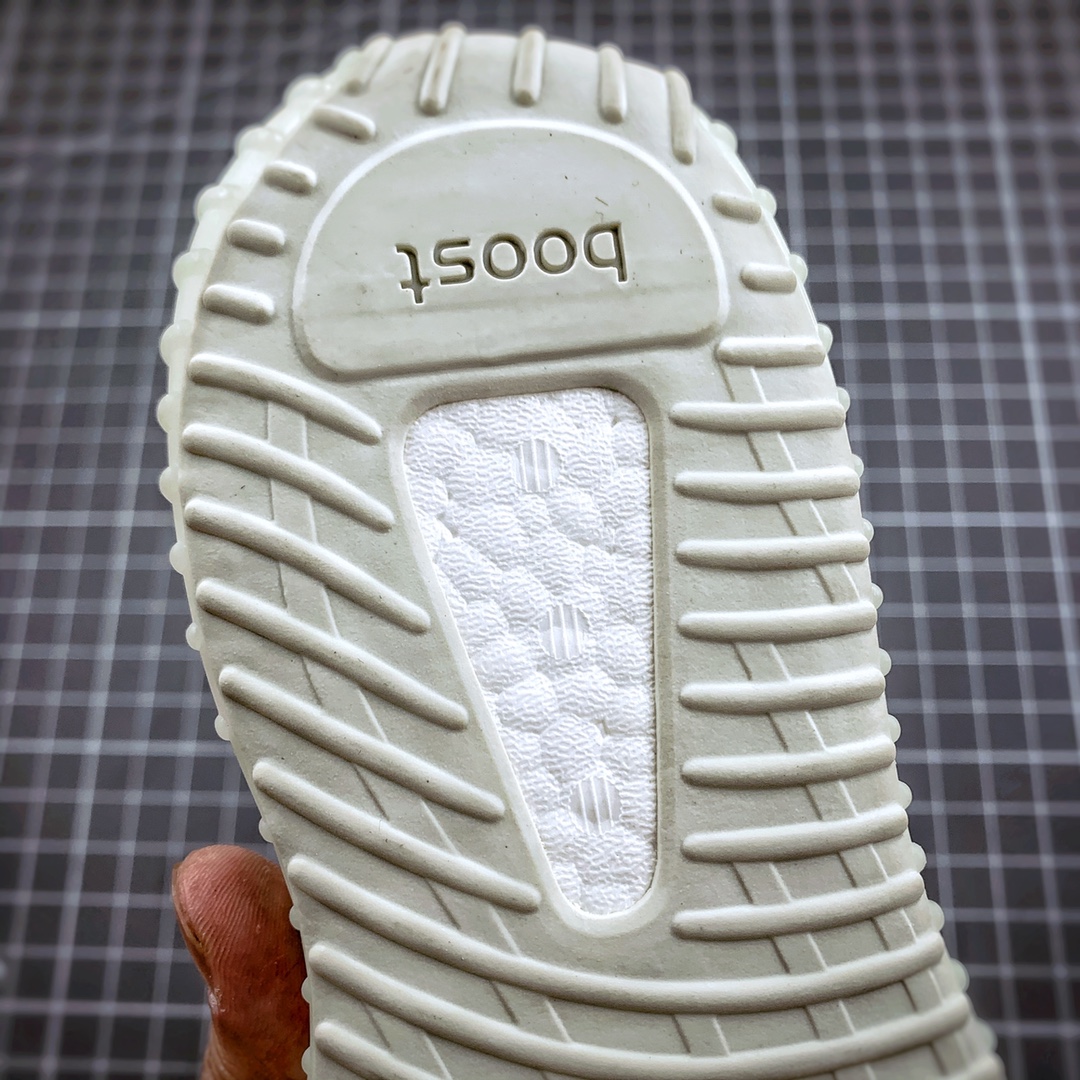 230 Yeezy 350v2 白满天星 童鞋