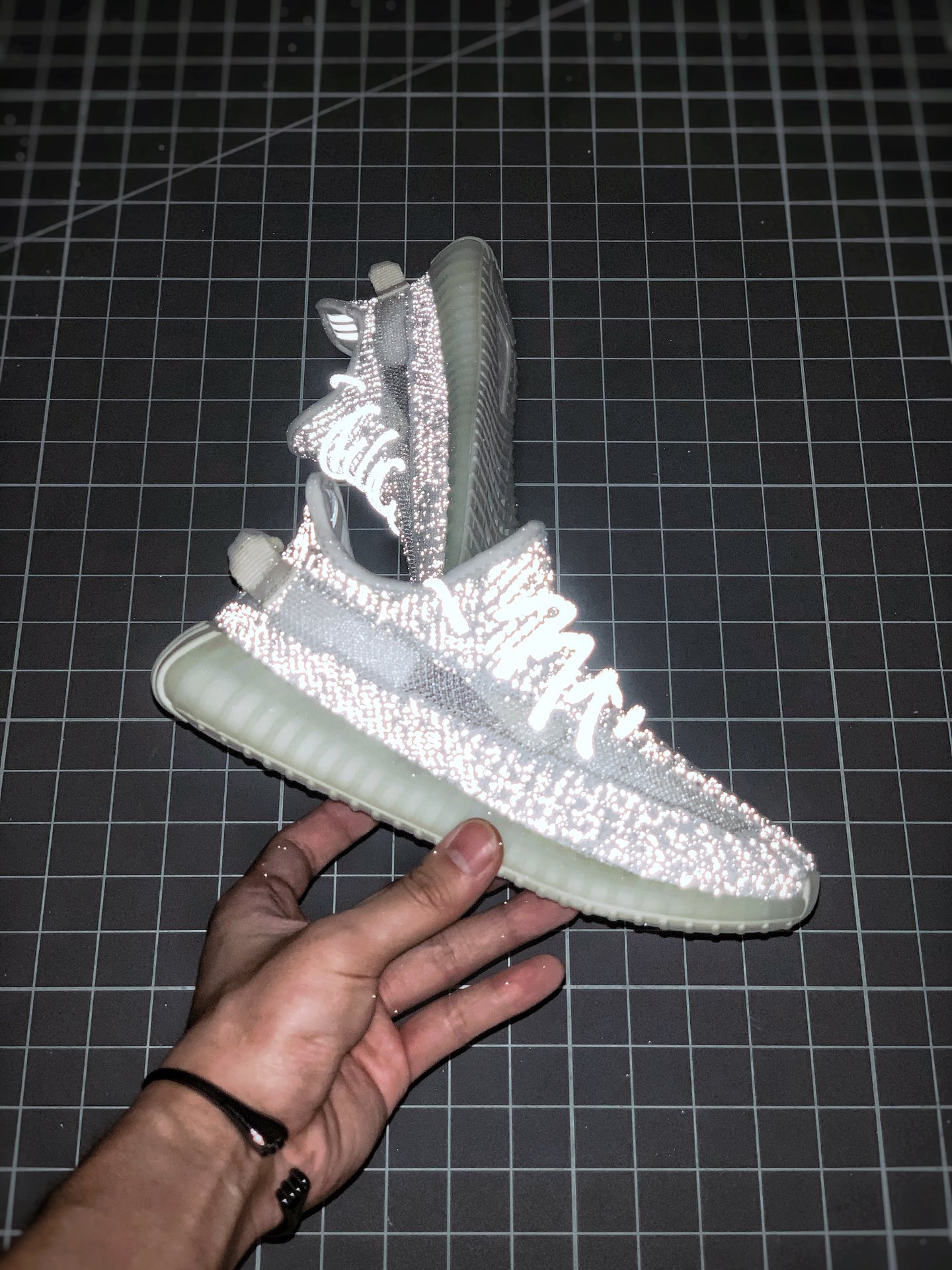 230 Yeezy 350v2 白满天星 童鞋