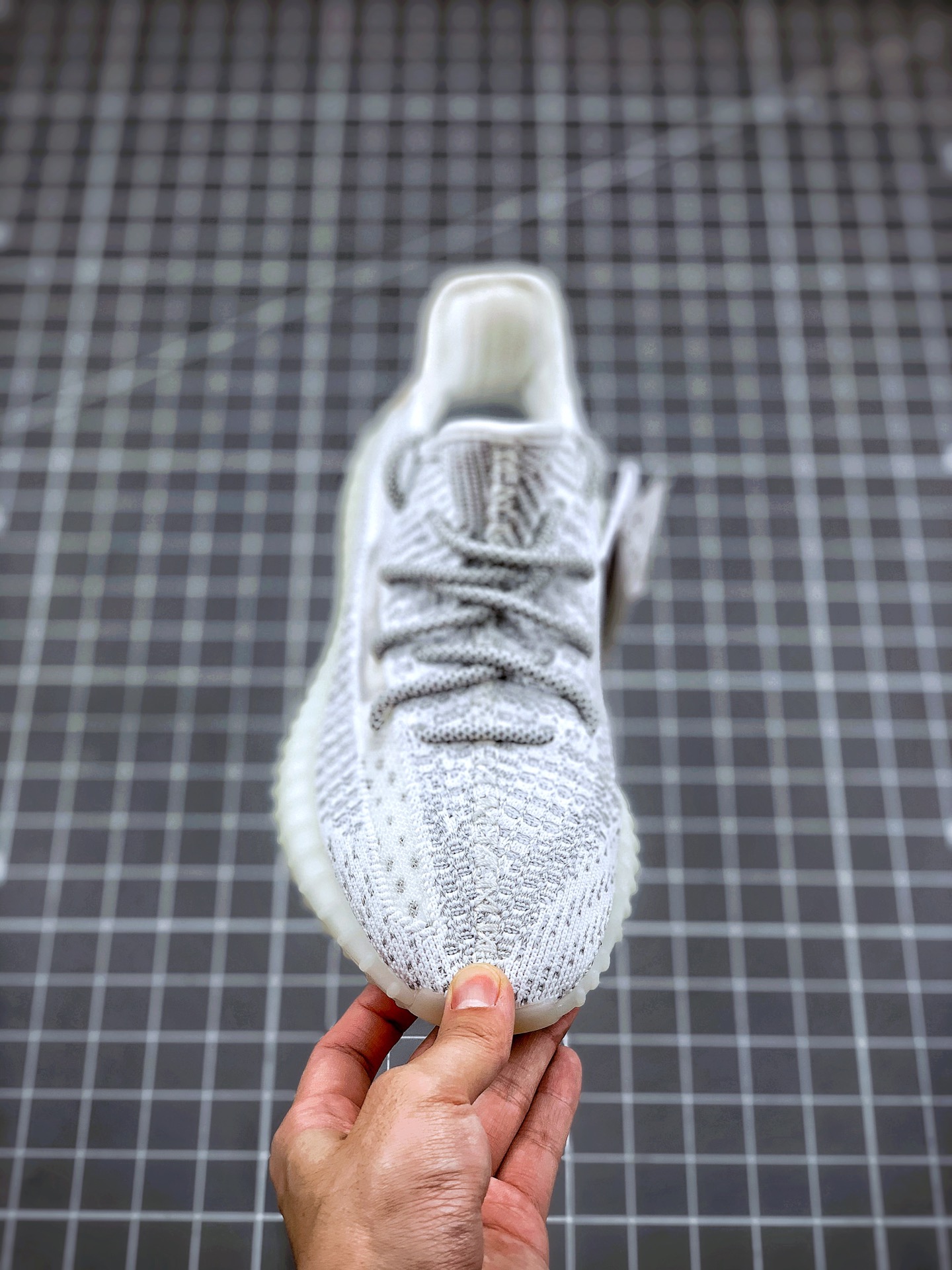 200 Yeezy 350V2 ”Static”白满天星