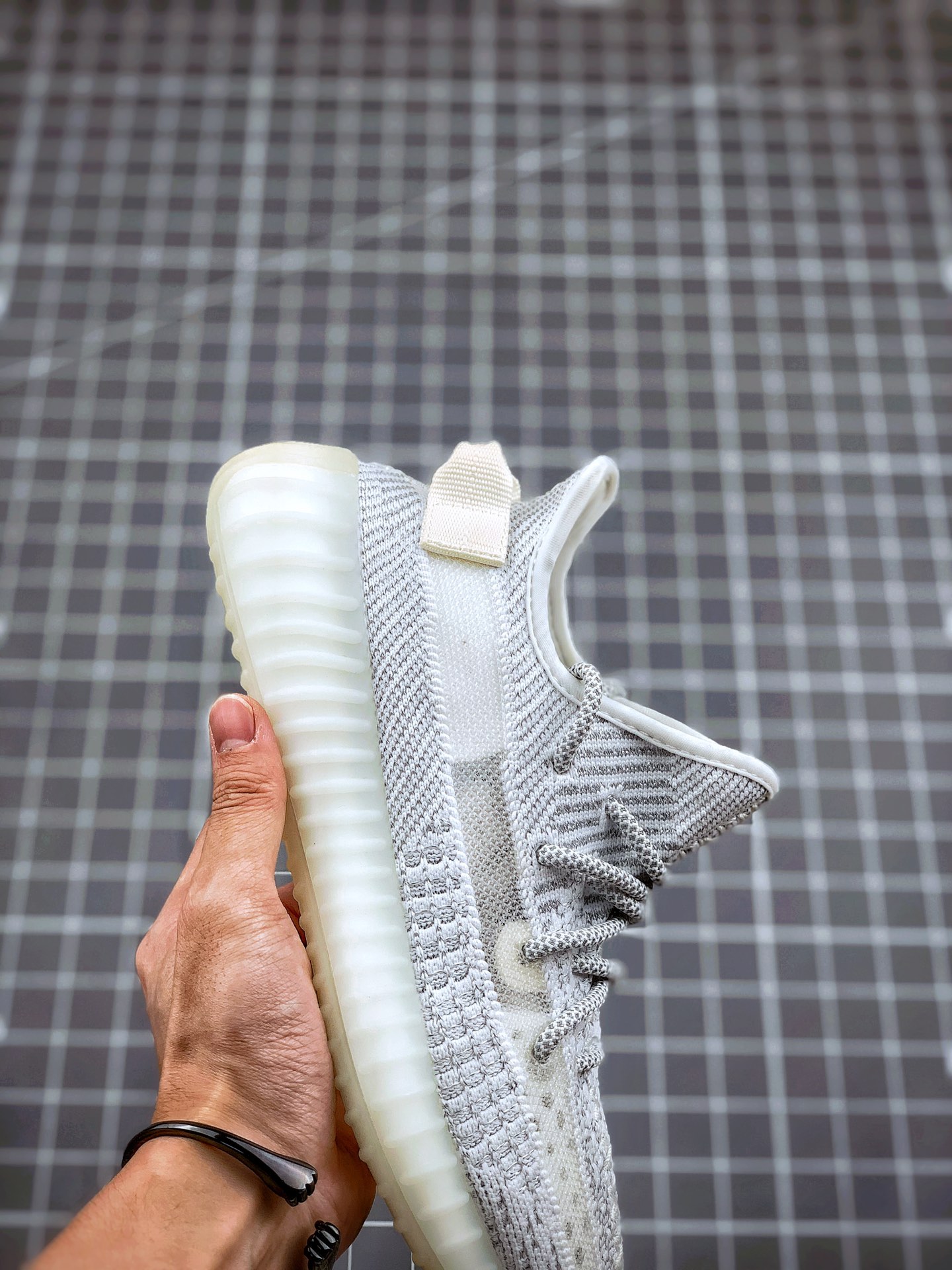 200 Yeezy 350V2 ”Static”白满天星