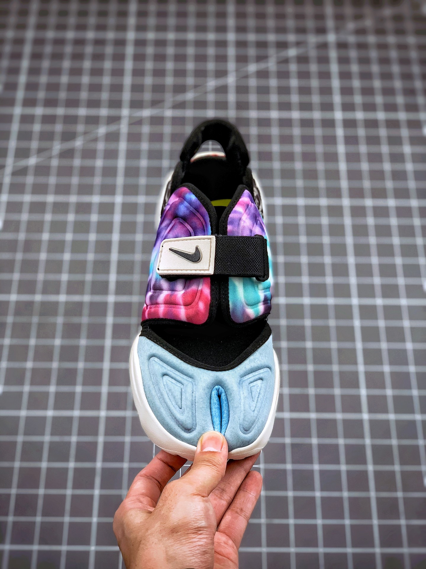 200  Nike Aqua Rift “Summit White”  CW2624-101 网红老爹鞋