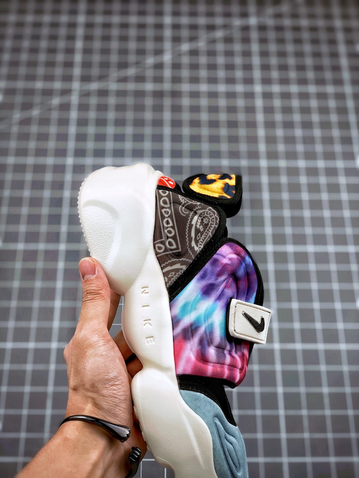200  Nike Aqua Rift “Summit White”  CW2624-101 网红老爹鞋