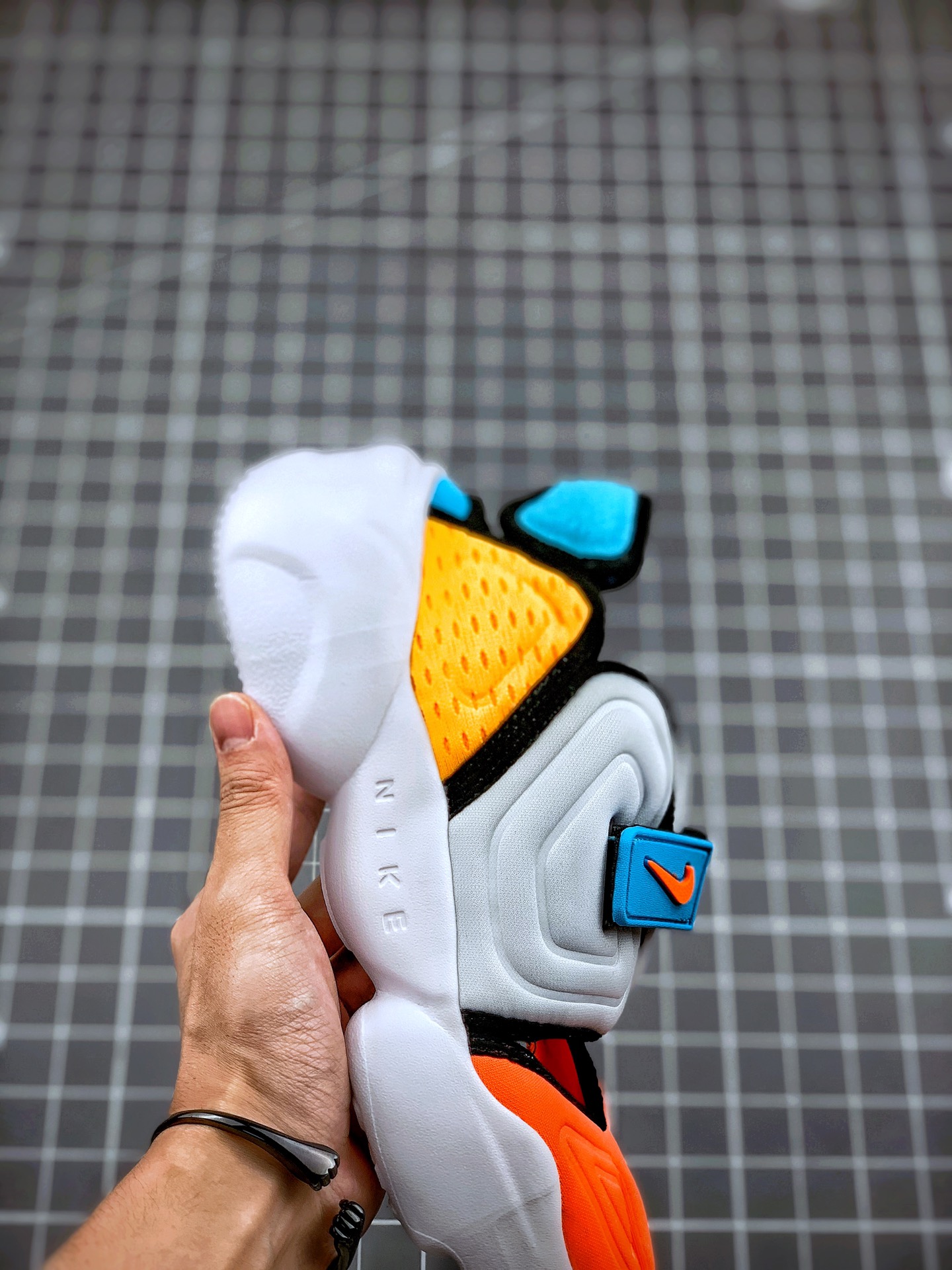 200  Nike Aqua Rift “Summit White” 权志龙推荐CW7164-002