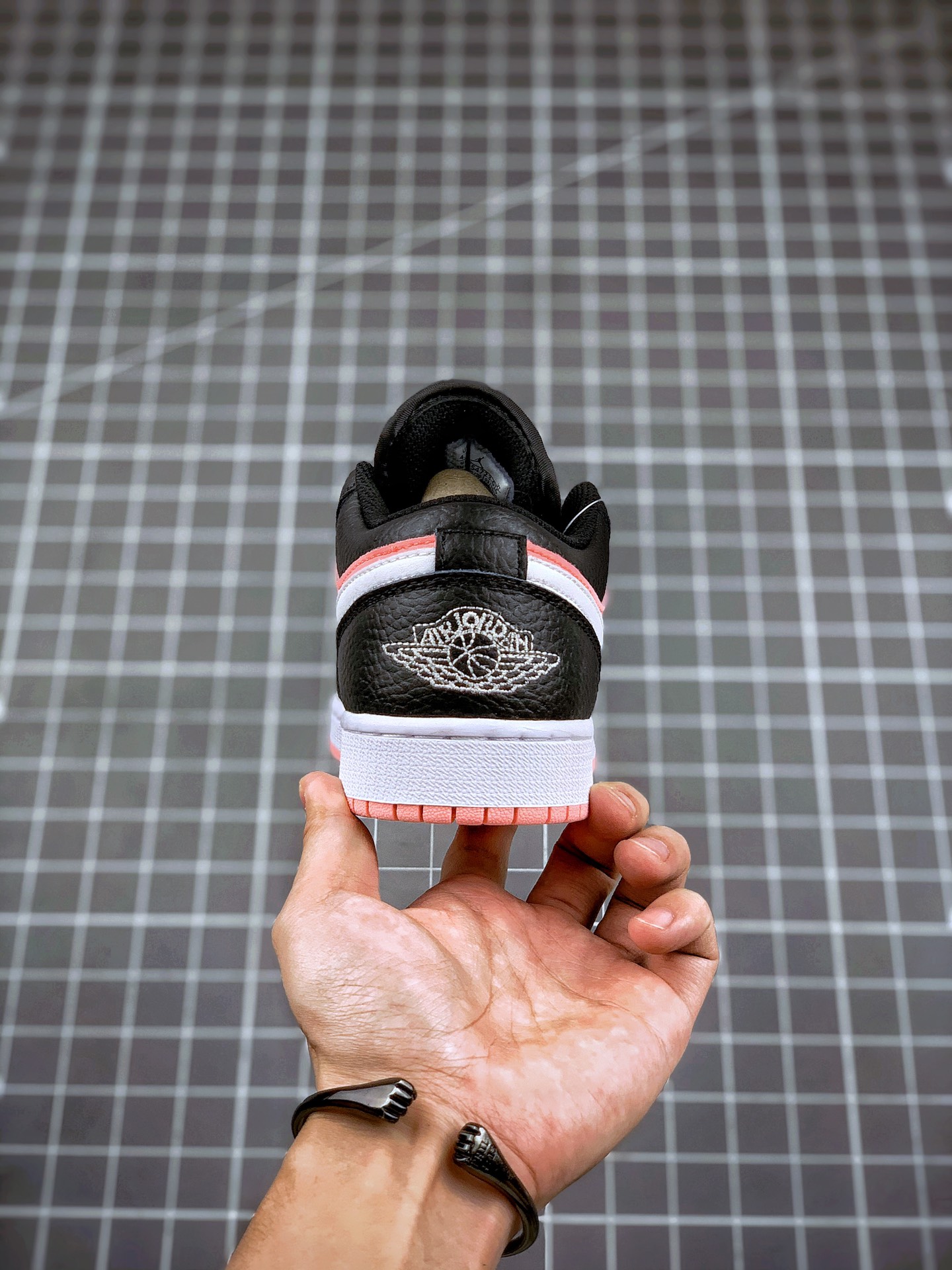 200 Air Jordan 1 Low 樱花粉 AJ1乔1低帮休闲板鞋  554723-016